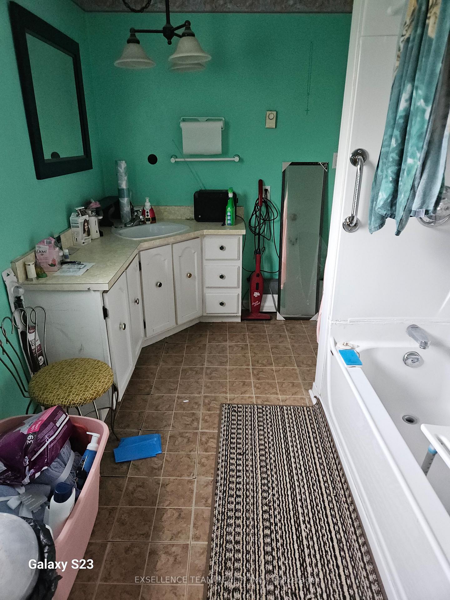 Photo 10 of 335 Brookdale Avenue, Cornwall — HOMEH