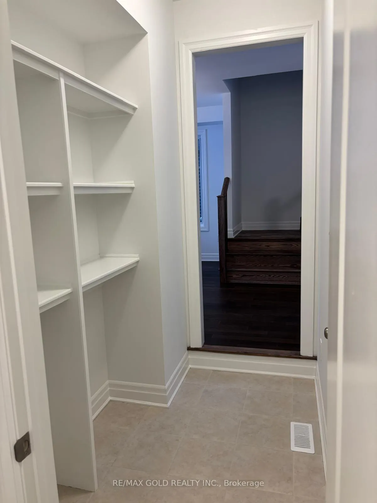 Photo 8 of Unit UPPER, 275 Rosenberg Way, Kitchener — HOMEH