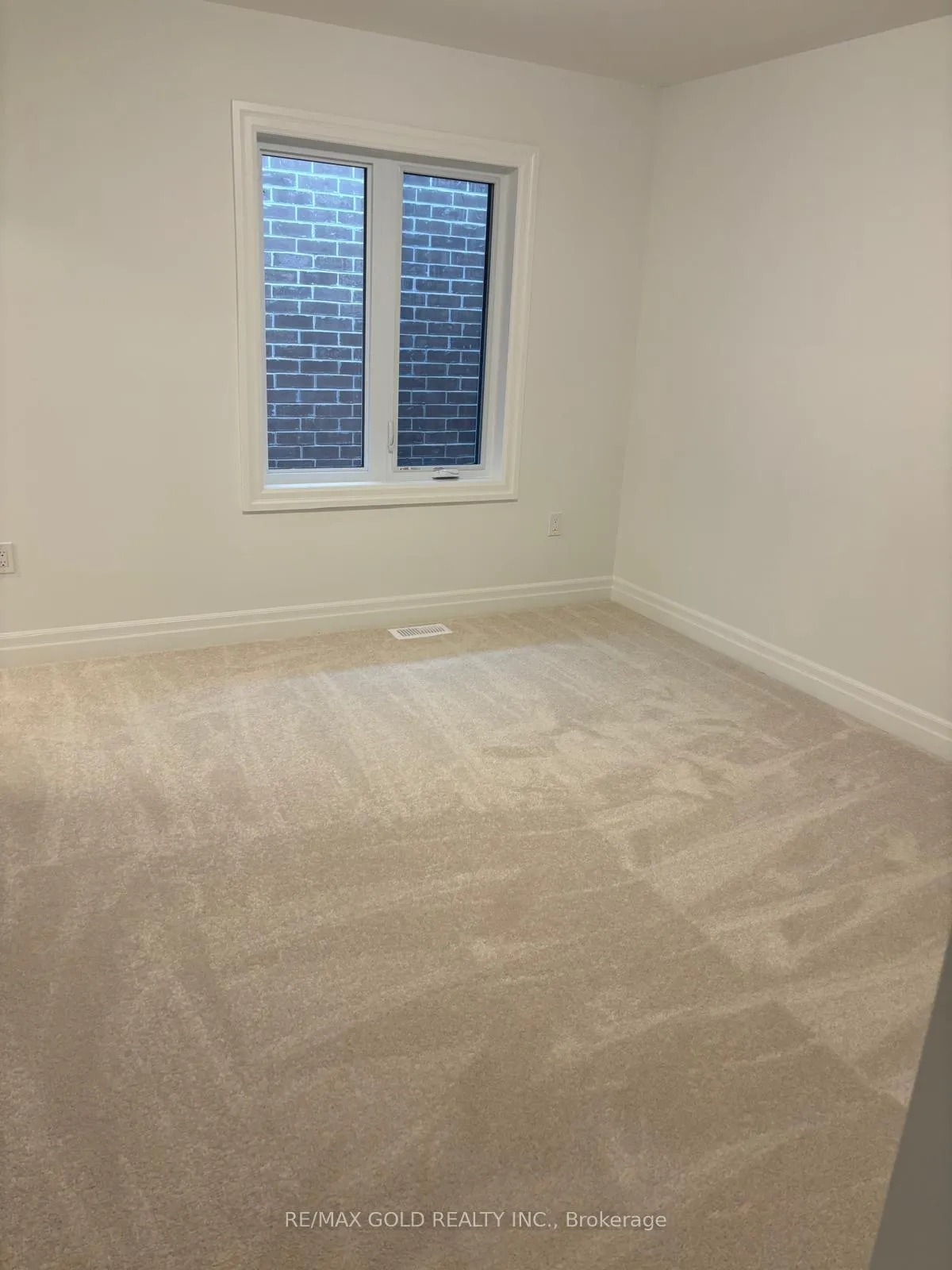 Photo 13 of Unit UPPER, 275 Rosenberg Way, Kitchener — HOMEH