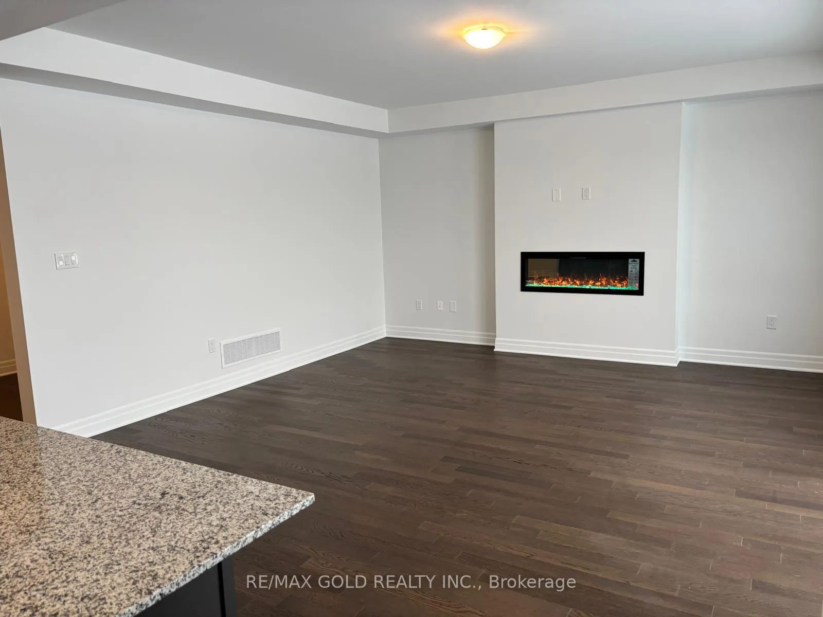 Photo 17 of Unit UPPER, 275 Rosenberg Way, Kitchener — HOMEH
