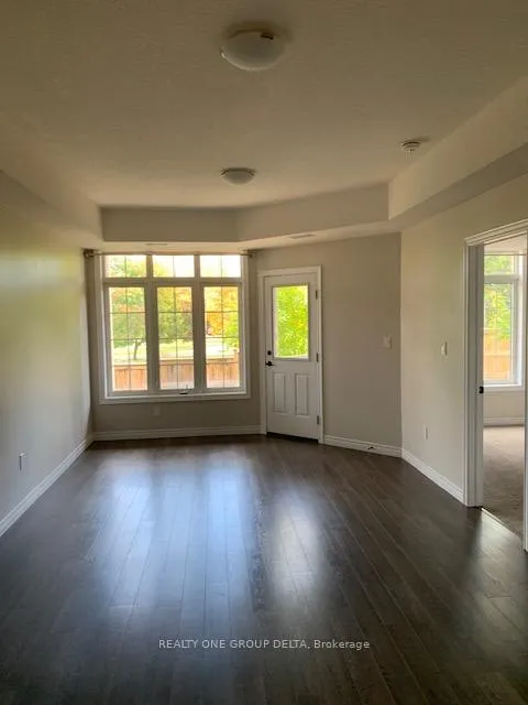 Photo 6 of Unit 203, 333 Gosling Gardens, Guelph, Clairfields/Hanlon Business Park — HOMEH