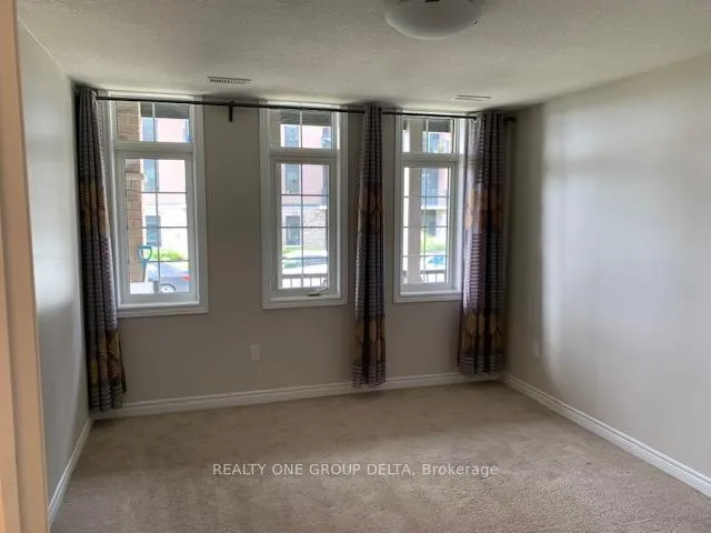 Photo 8 of Unit 203, 333 Gosling Gardens, Guelph, Clairfields/Hanlon Business Park — HOMEH