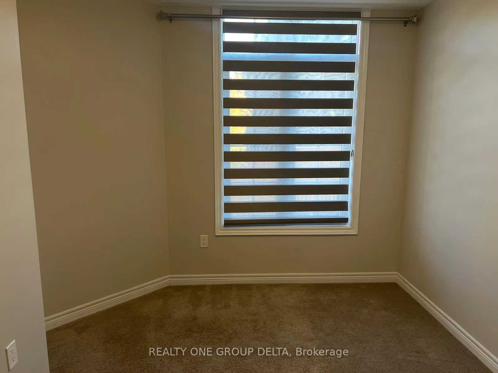 Photo 20 of Unit 203, 333 Gosling Gardens, Guelph, Clairfields/Hanlon Business Park — HOMEH