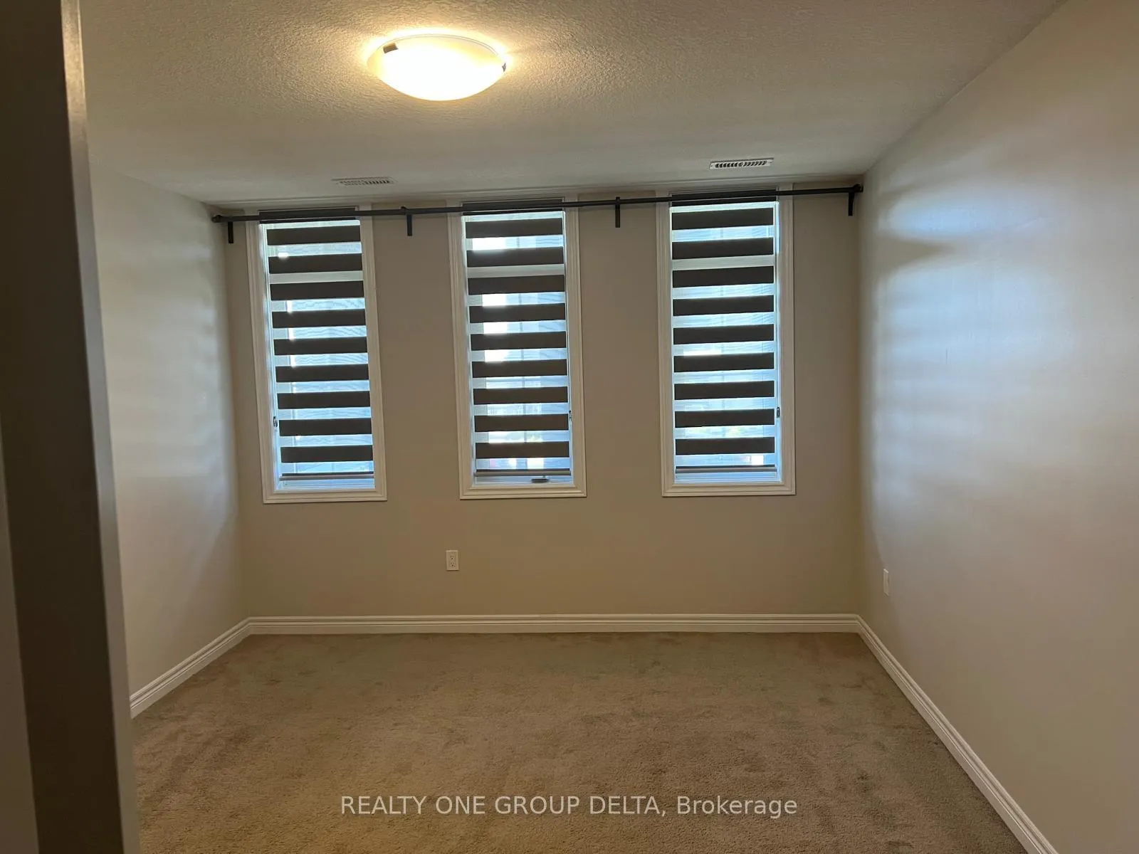 Photo 26 of Unit 203, 333 Gosling Gardens, Guelph, Clairfields/Hanlon Business Park — HOMEH