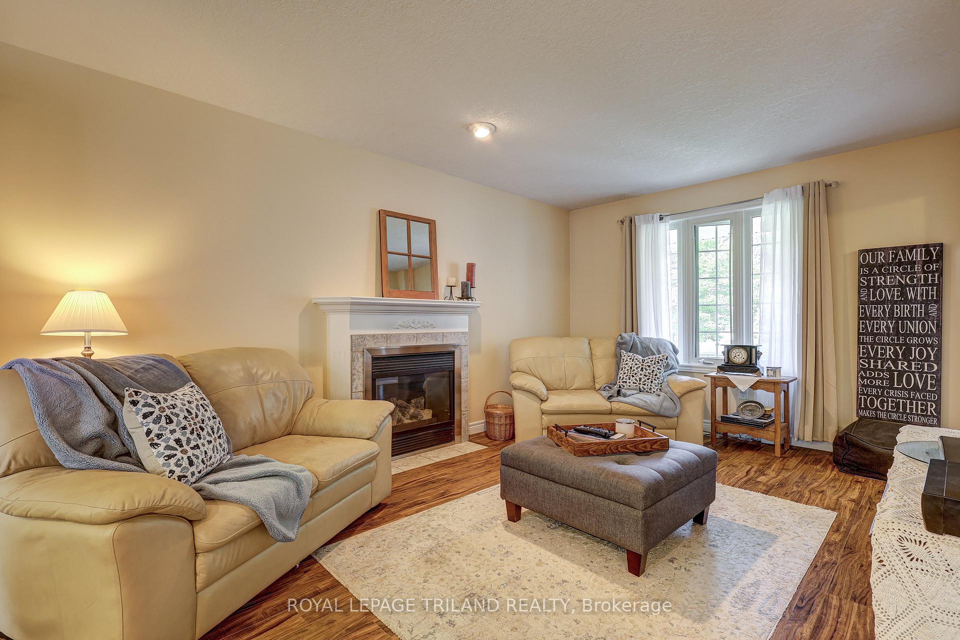 Photo 8 of 31 Symphony Court, Central Elgin, Lynhurst — HOMEH