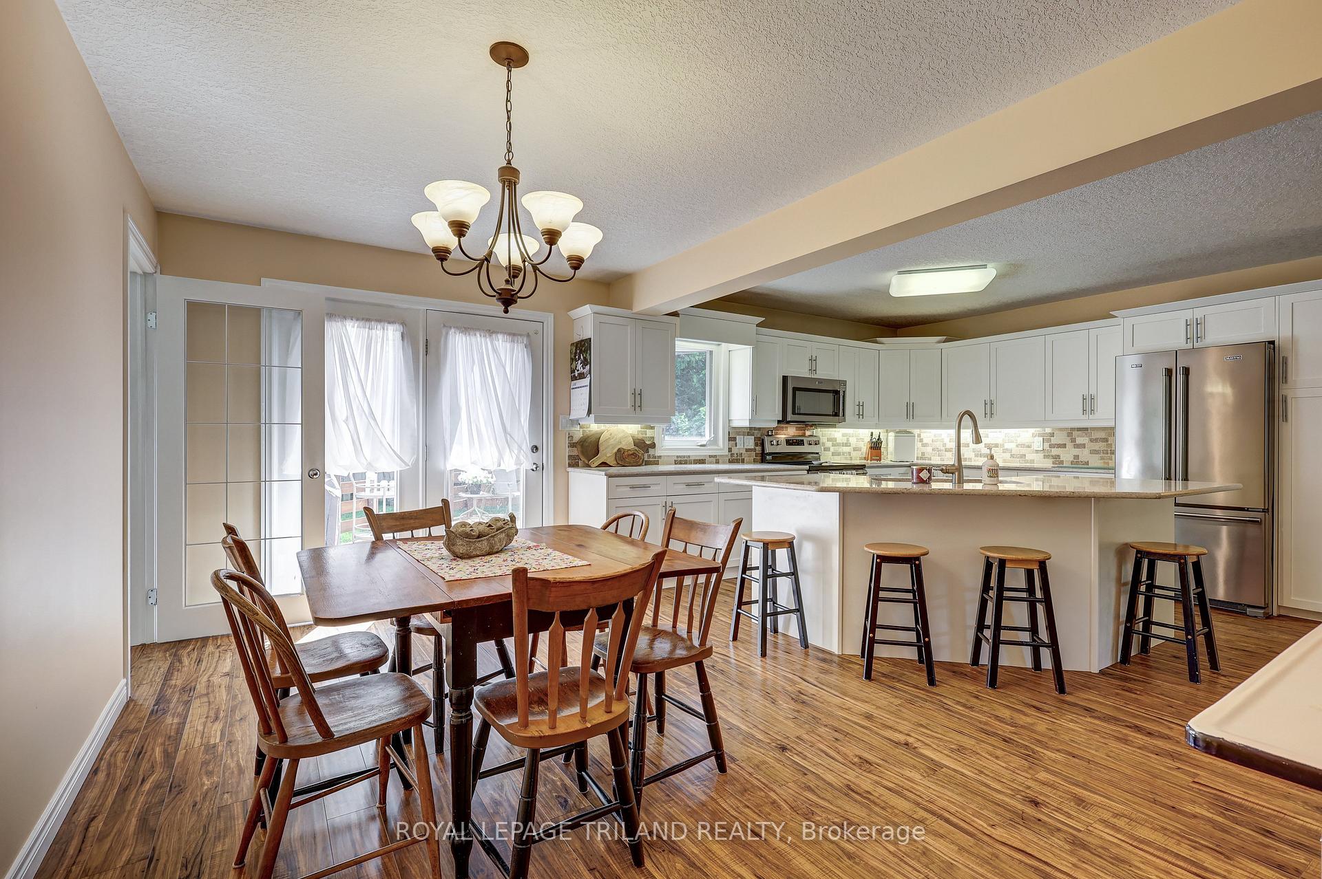 Photo 10 of 31 Symphony Court, Central Elgin, Lynhurst — HOMEH