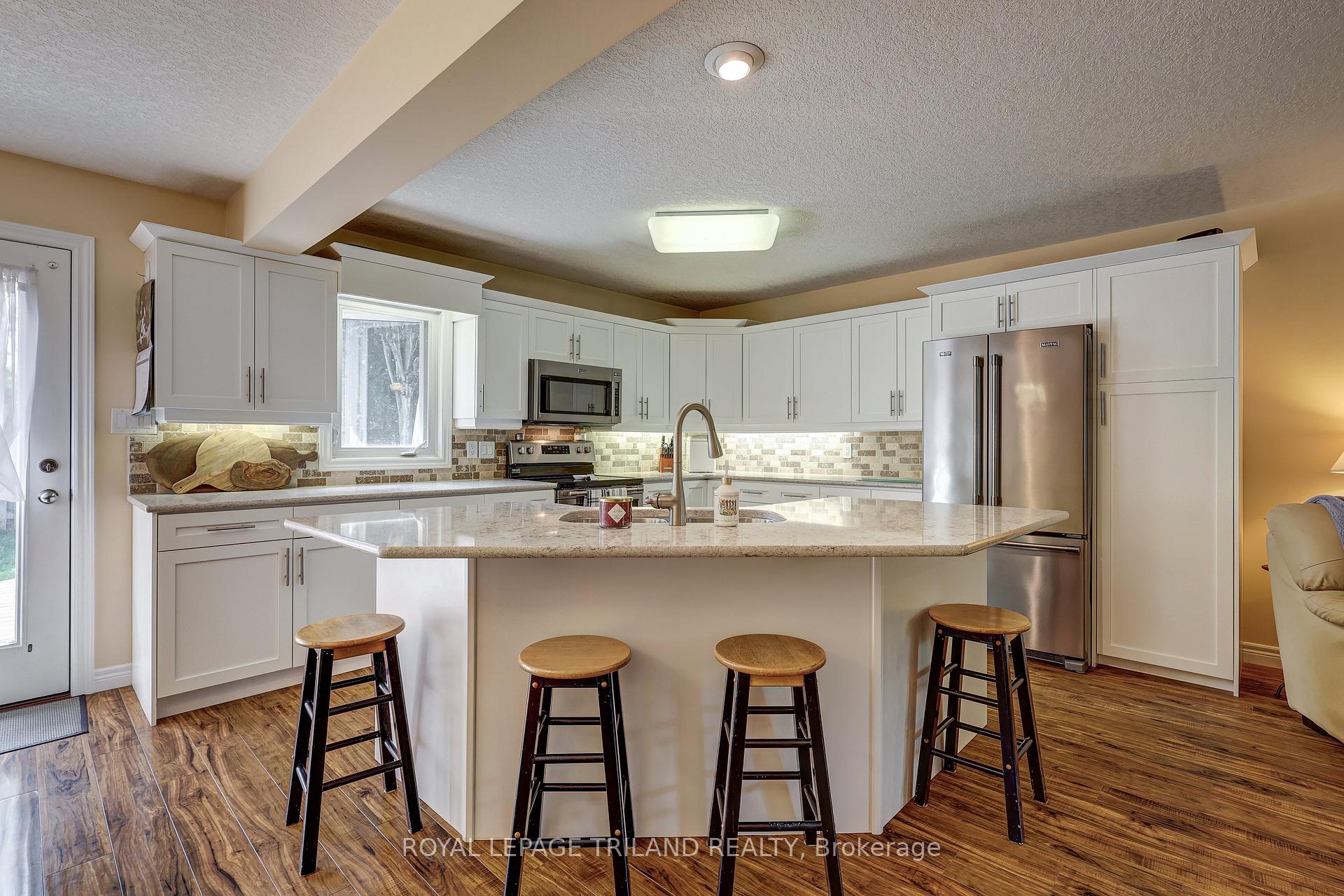 Photo 12 of 31 Symphony Court, Central Elgin, Lynhurst — HOMEH