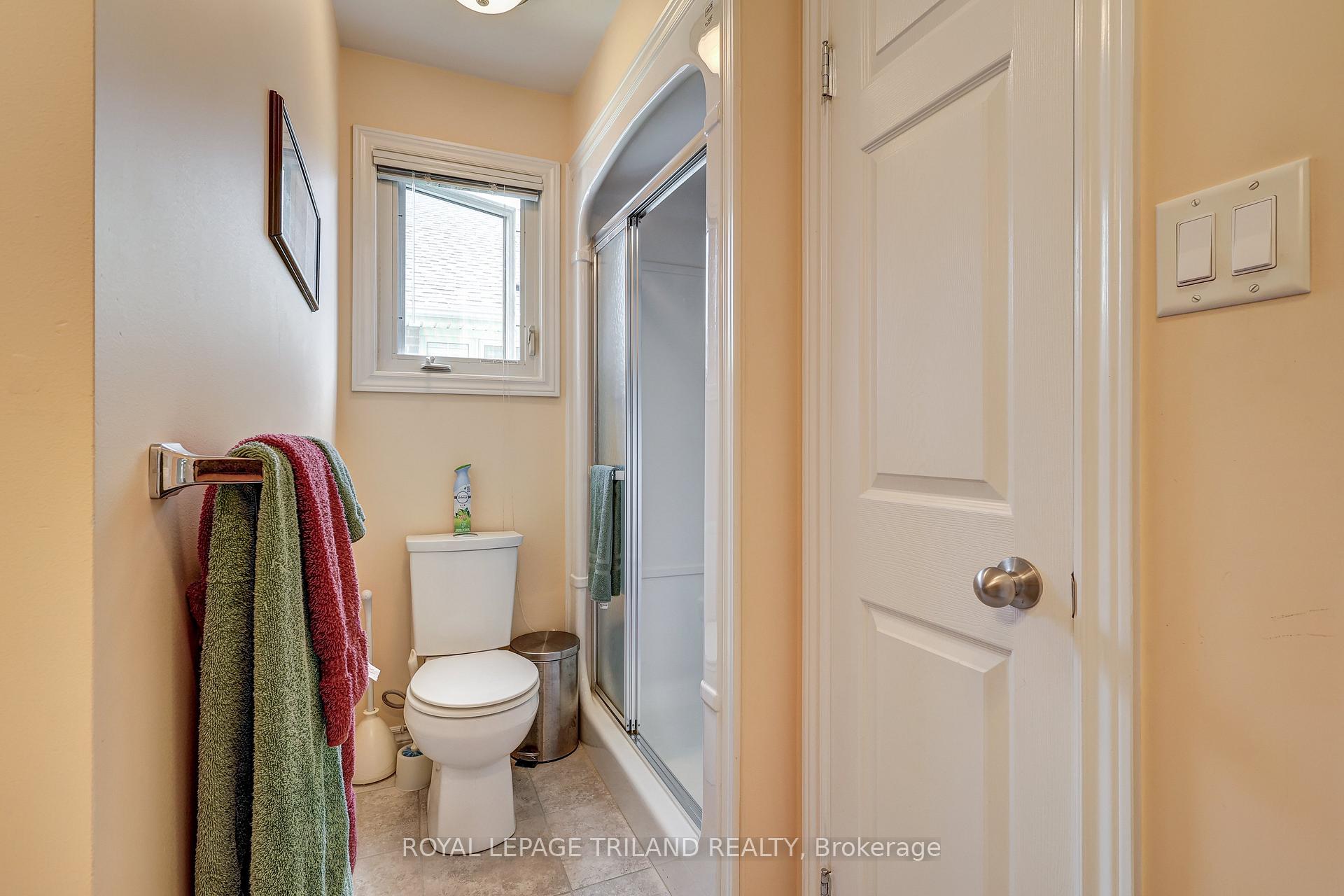 Photo 15 of 31 Symphony Court, Central Elgin, Lynhurst — HOMEH