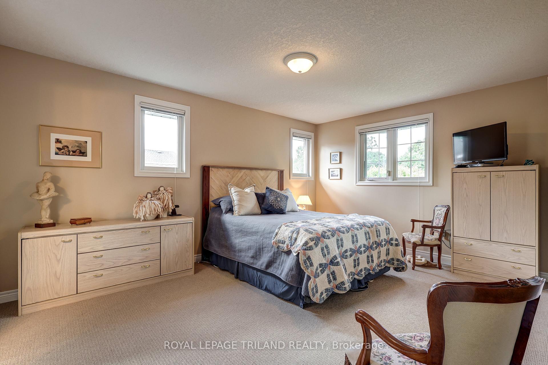 Photo 24 of 31 Symphony Court, Central Elgin, Lynhurst — HOMEH