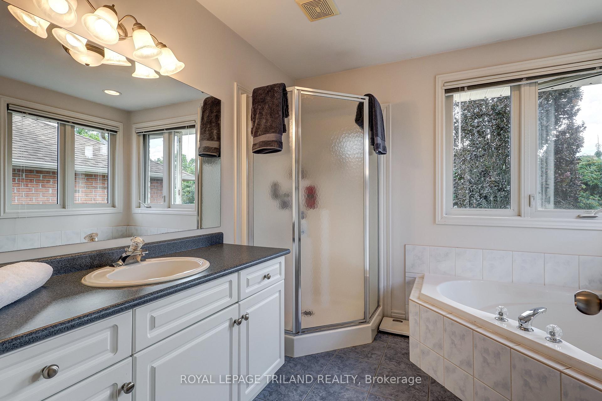 Photo 25 of 31 Symphony Court, Central Elgin, Lynhurst — HOMEH