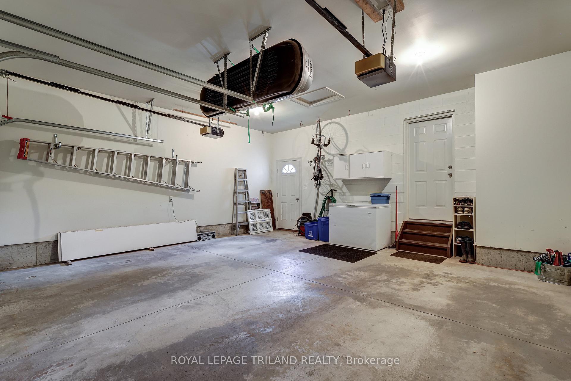 Photo 32 of 31 Symphony Court, Central Elgin, Lynhurst — HOMEH