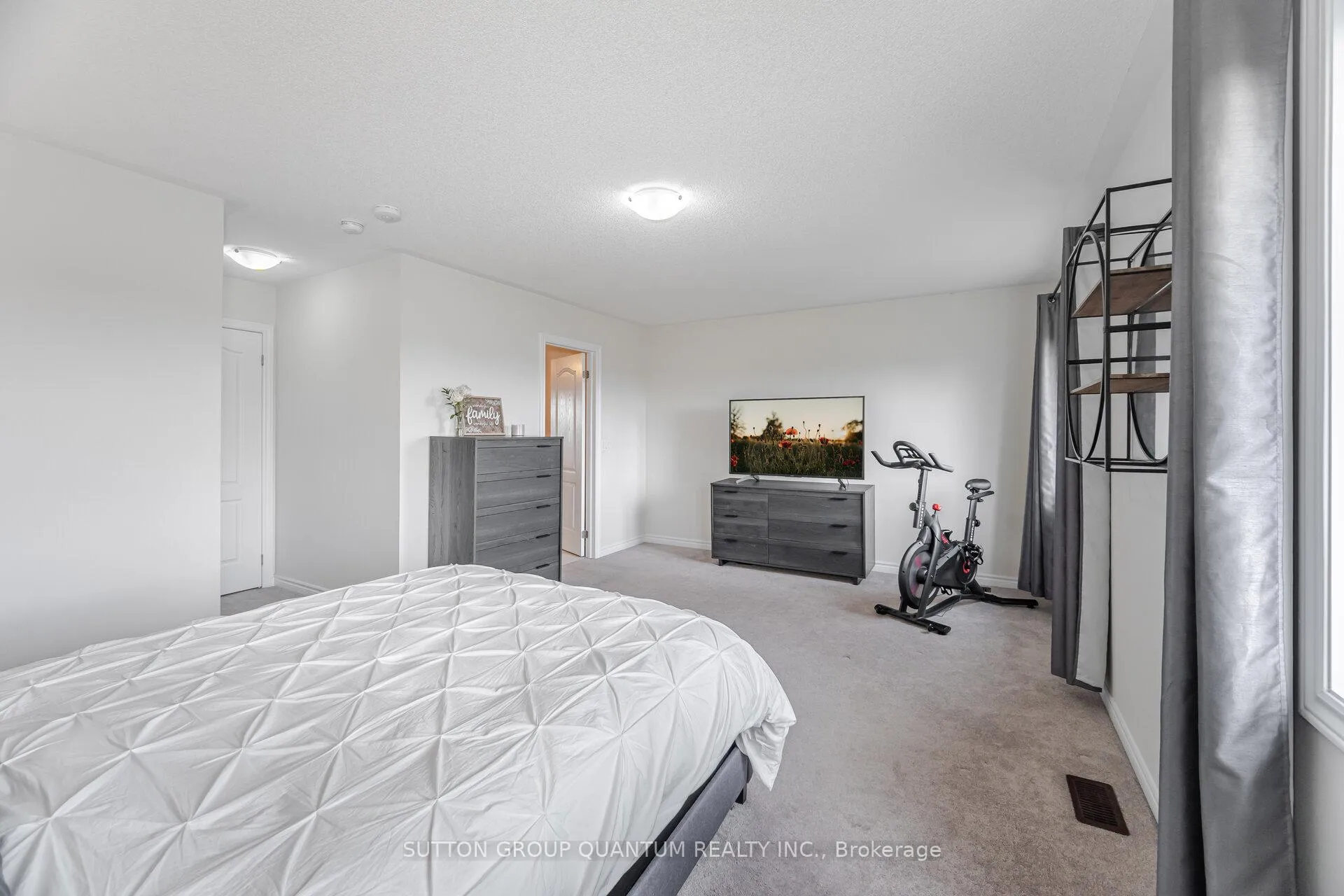 Photo 16 of 11 Cosbury Lane, Caledon, Rural Caledon — HOMEH