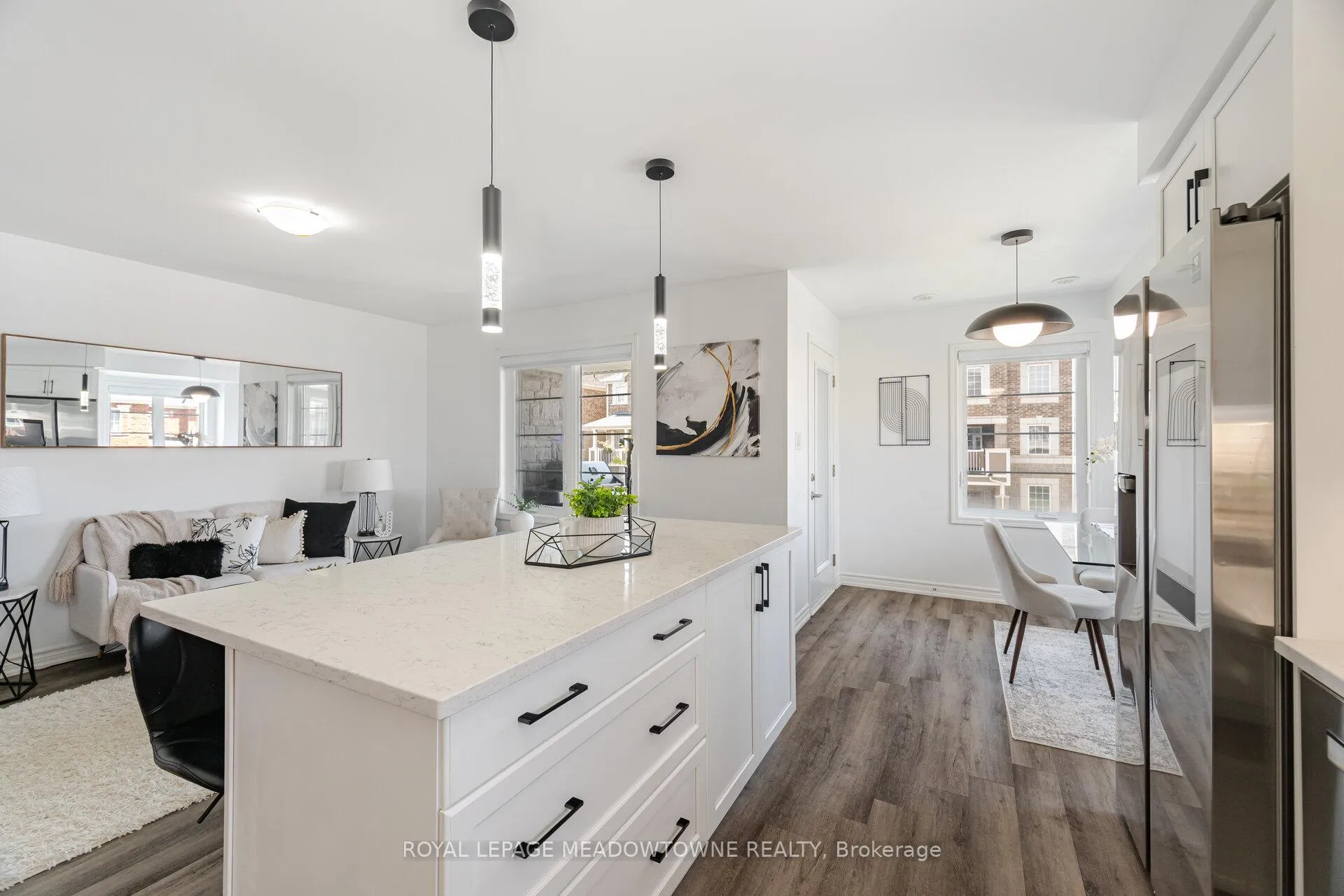 Photo 25 of 898 Cactus Point, Milton, Cobban — HOMEH