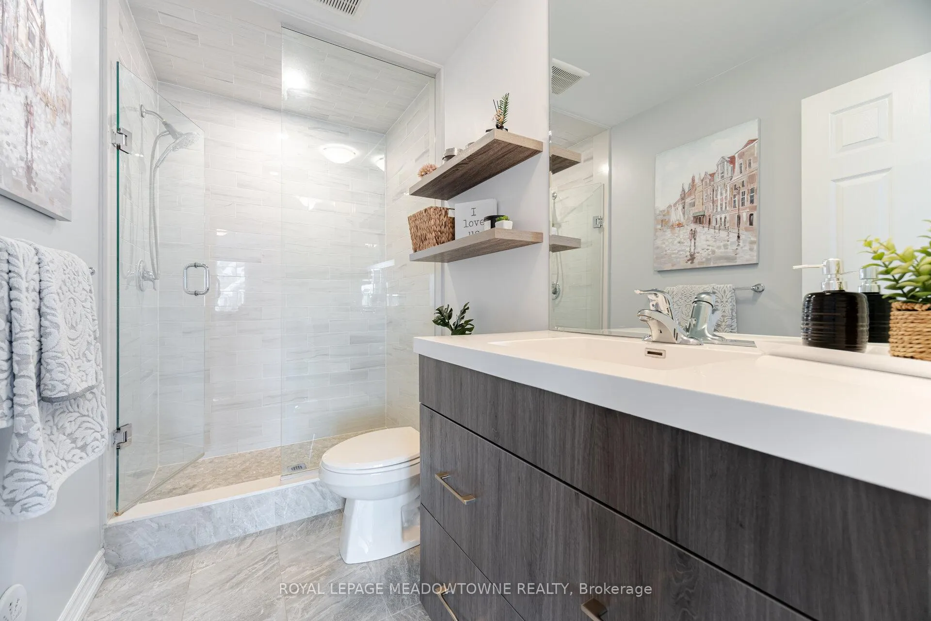 Photo 42 of 898 Cactus Point, Milton, Cobban — HOMEH