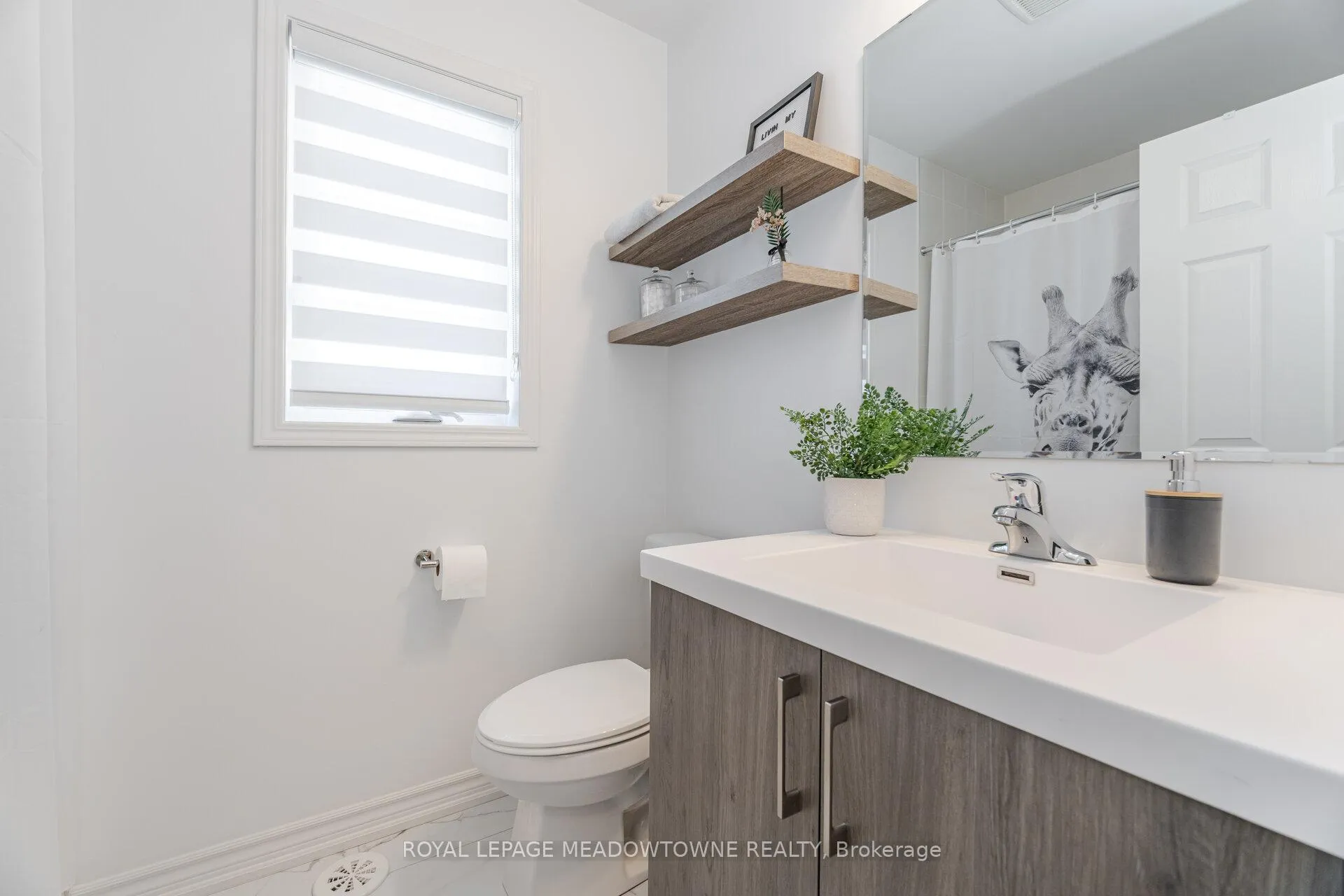 Photo 49 of 898 Cactus Point, Milton, Cobban — HOMEH