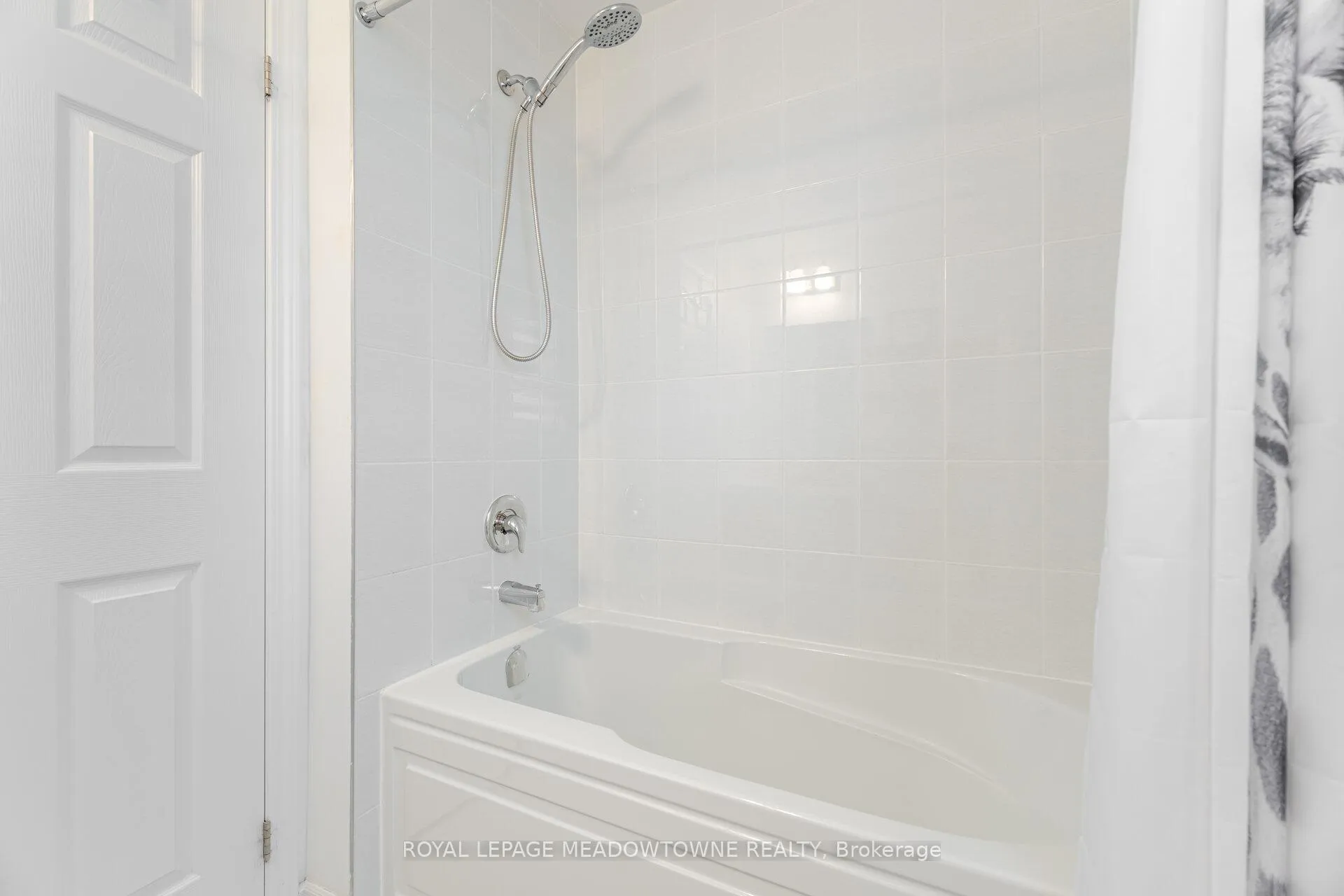 Photo 50 of 898 Cactus Point, Milton, Cobban — HOMEH