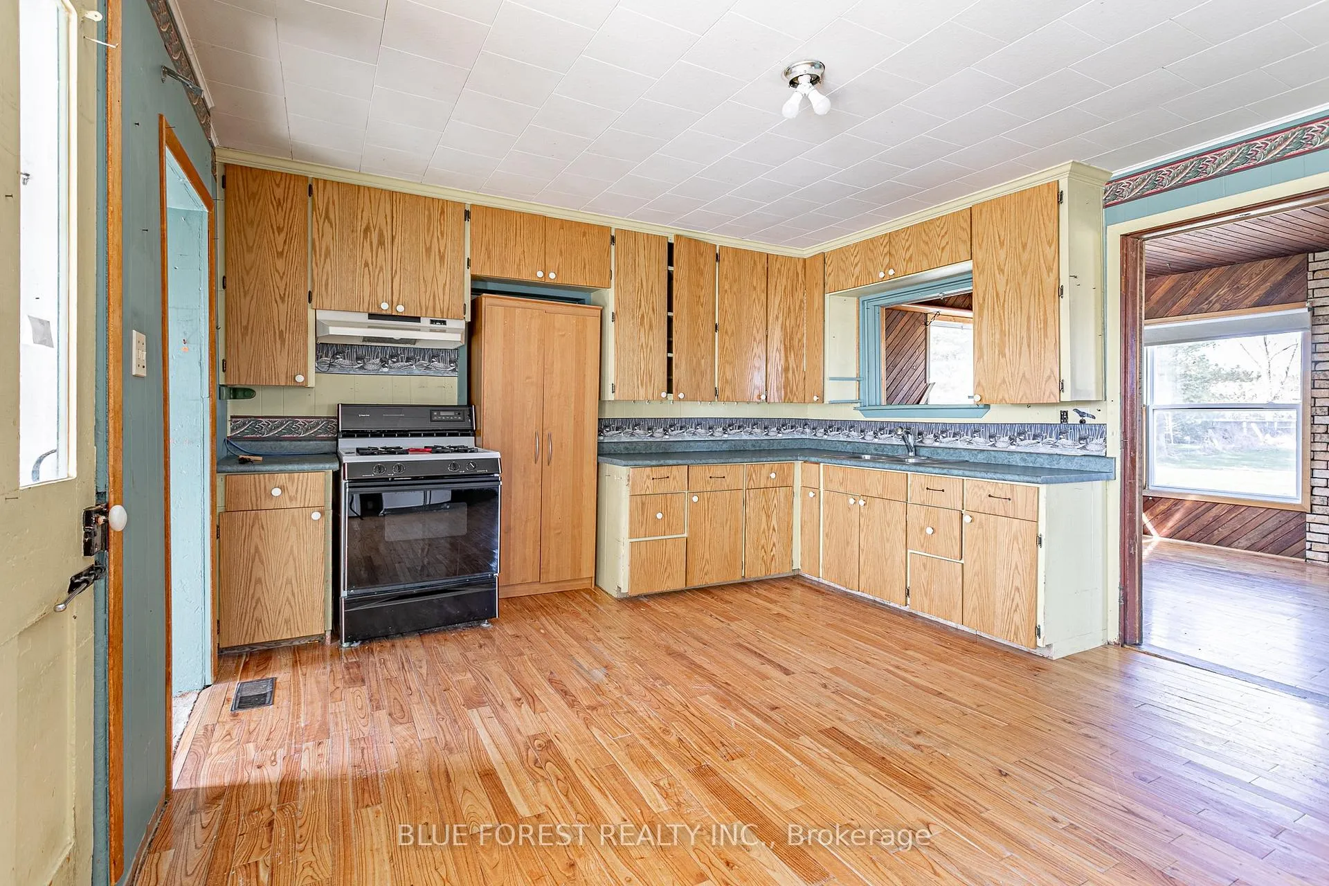 Photo 9 of 4391 Putnam Road, Thames Centre, Crampton — HOMEH