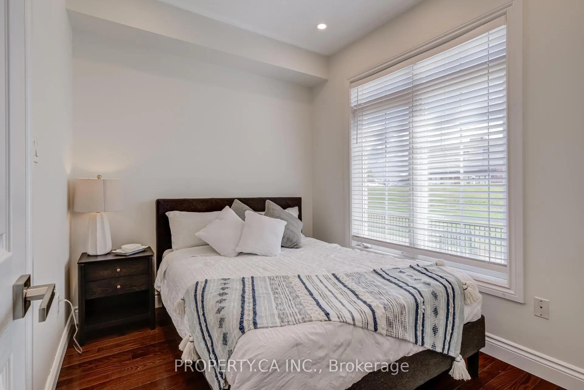 Photo 13 of 58 Wicker Park Way, Whitby, Pringle Creek — HOMEH