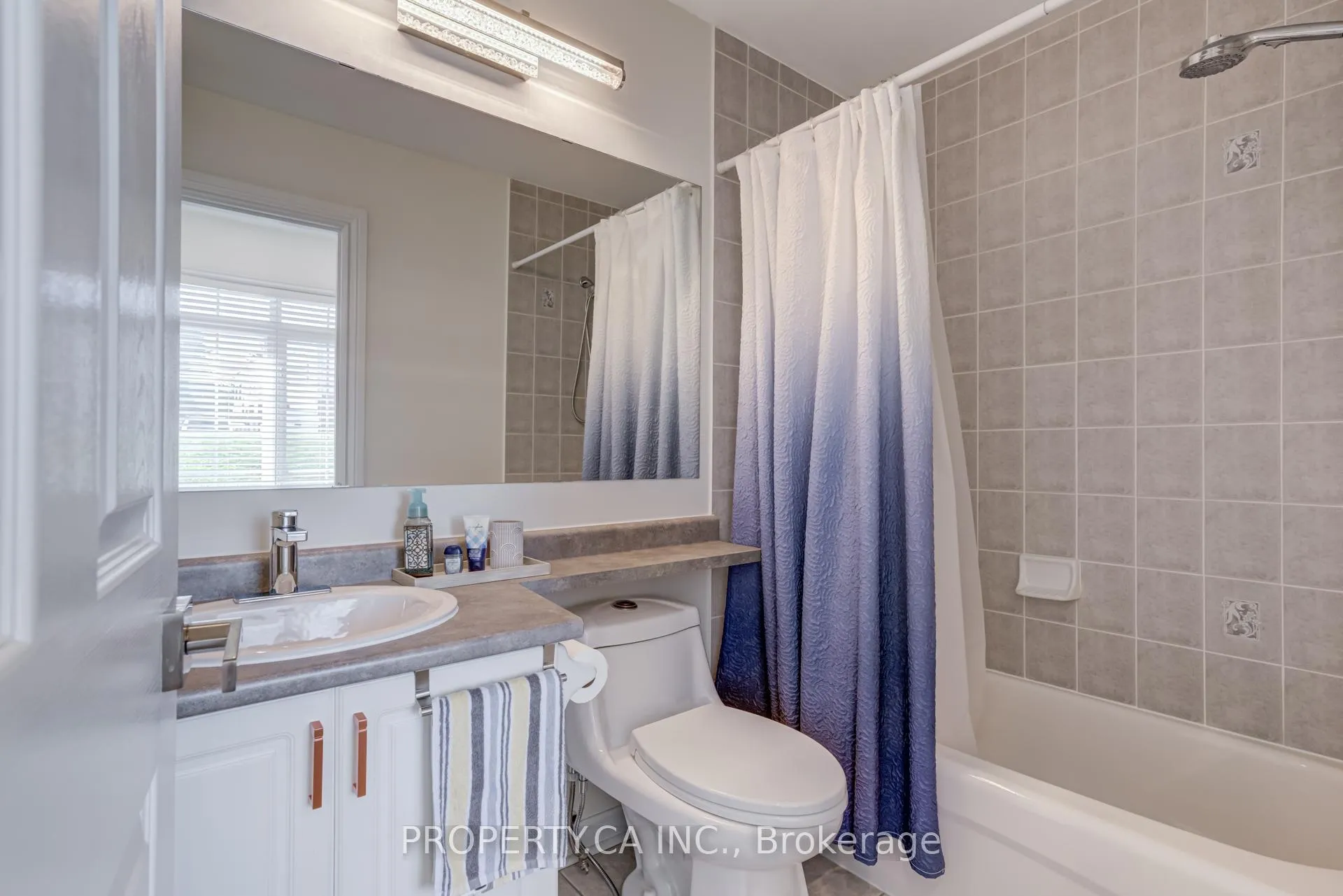 Photo 15 of 58 Wicker Park Way, Whitby, Pringle Creek — HOMEH