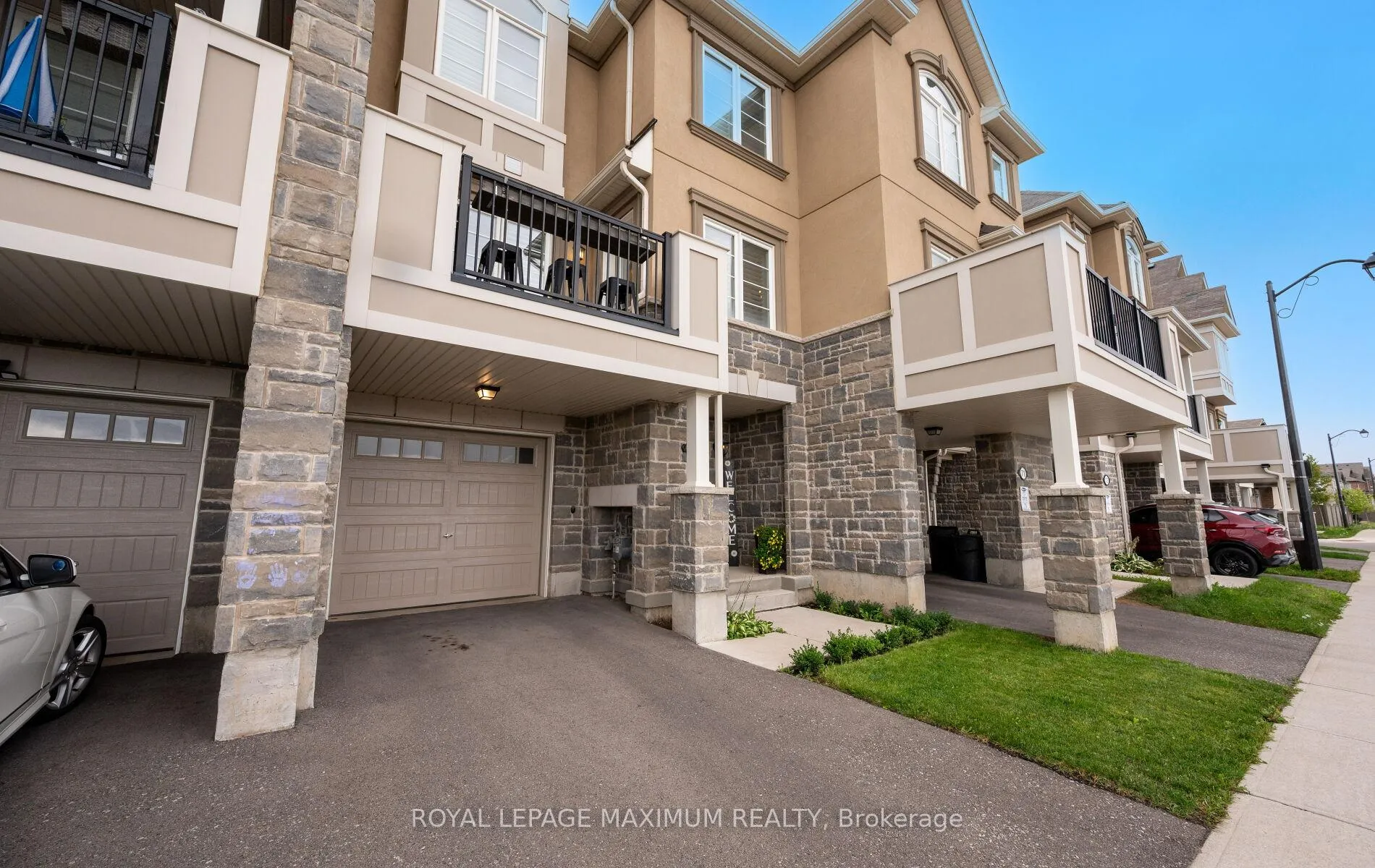 Photo 1 of Unit 70, 975 Whitlock Avenue, Milton, Cobban — HOMEH