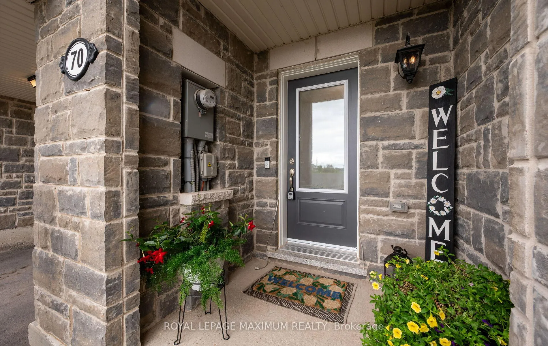 Photo 2 of Unit 70, 975 Whitlock Avenue, Milton, Cobban — HOMEH