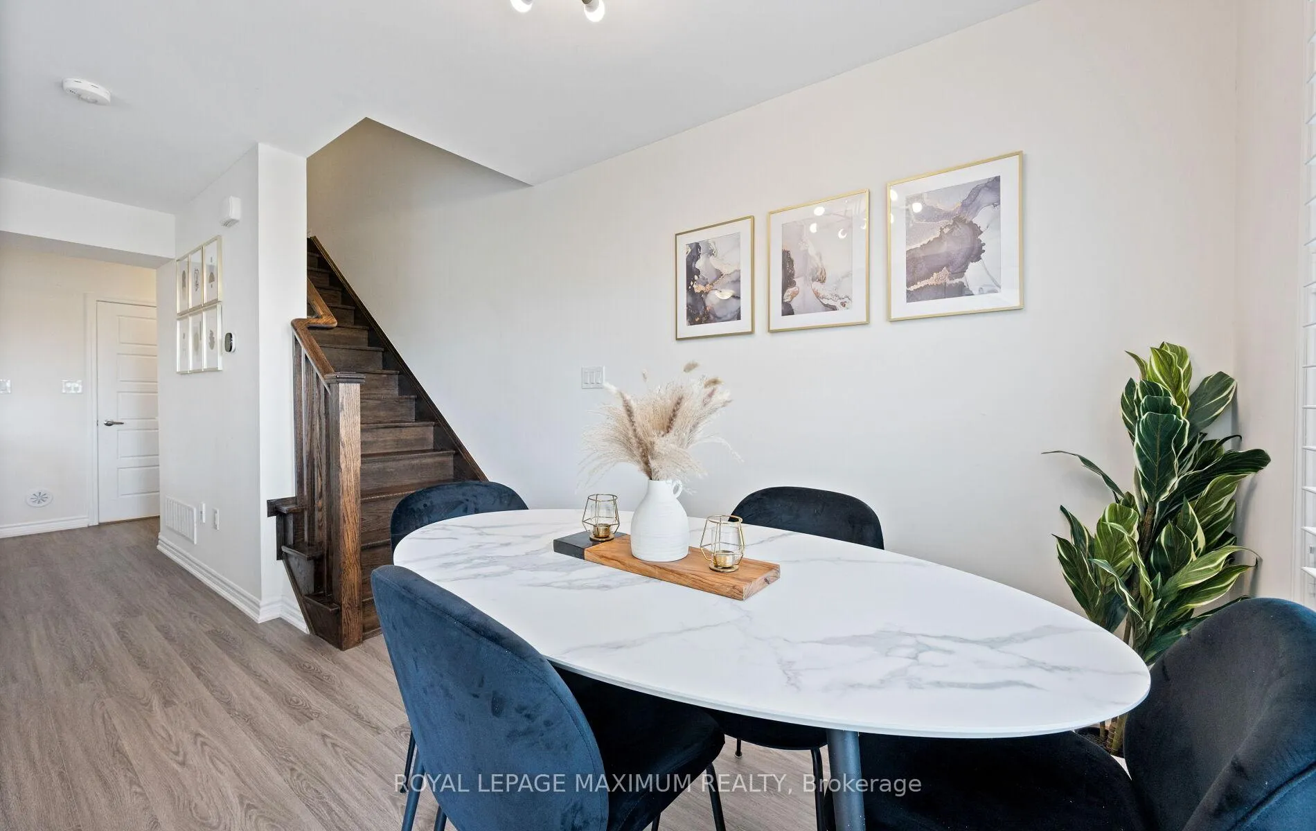 Photo 11 of Unit 70, 975 Whitlock Avenue, Milton, Cobban — HOMEH