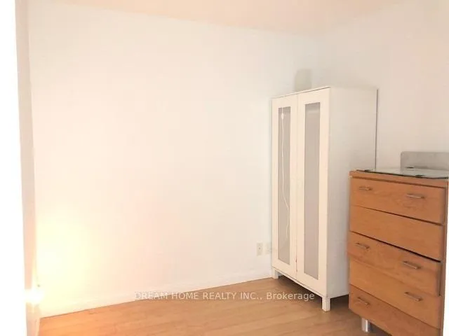 Photo 10 of Unit PH305, 11 Lee Centre Drive, Scarborough, Woburn — HOMEH
