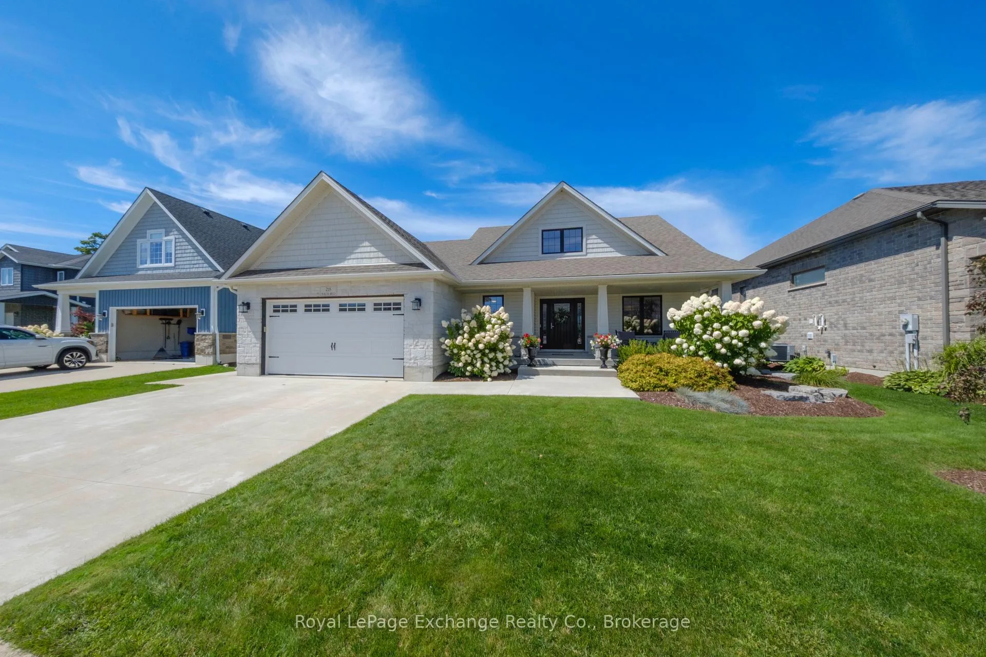 Photo 2 of 218 Wieck Boulevard, Kincardine — HOMEH