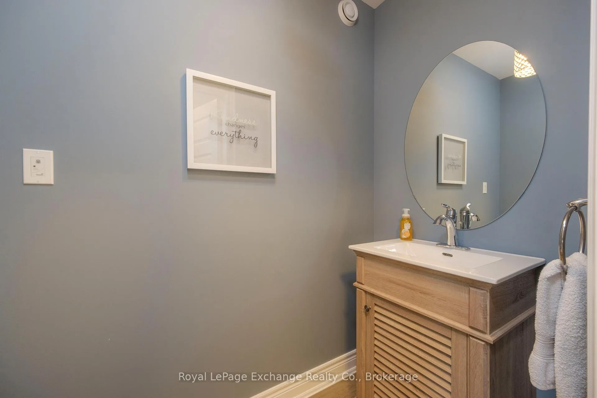 Photo 21 of 218 Wieck Boulevard, Kincardine — HOMEH