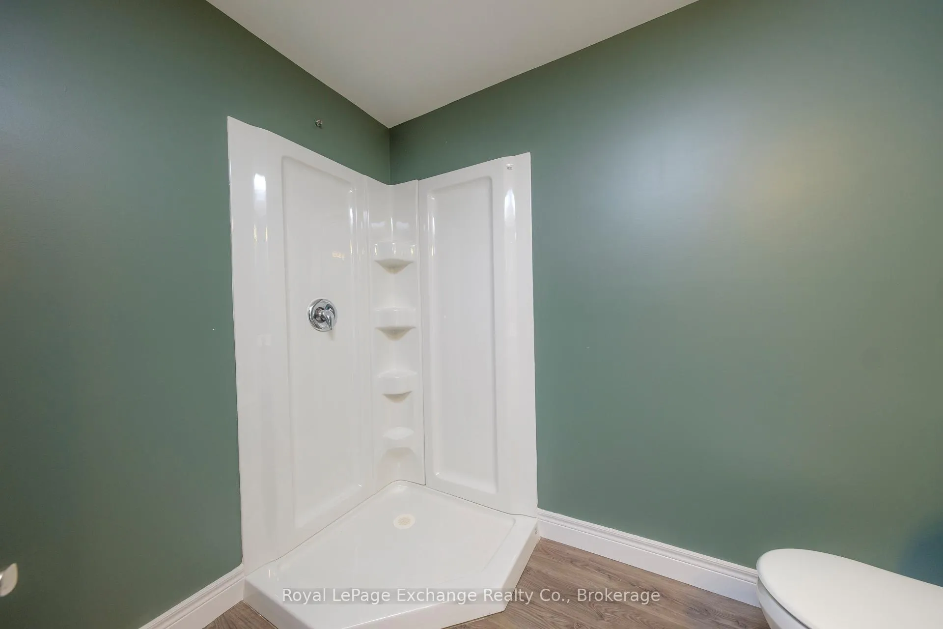 Photo 33 of 218 Wieck Boulevard, Kincardine — HOMEH