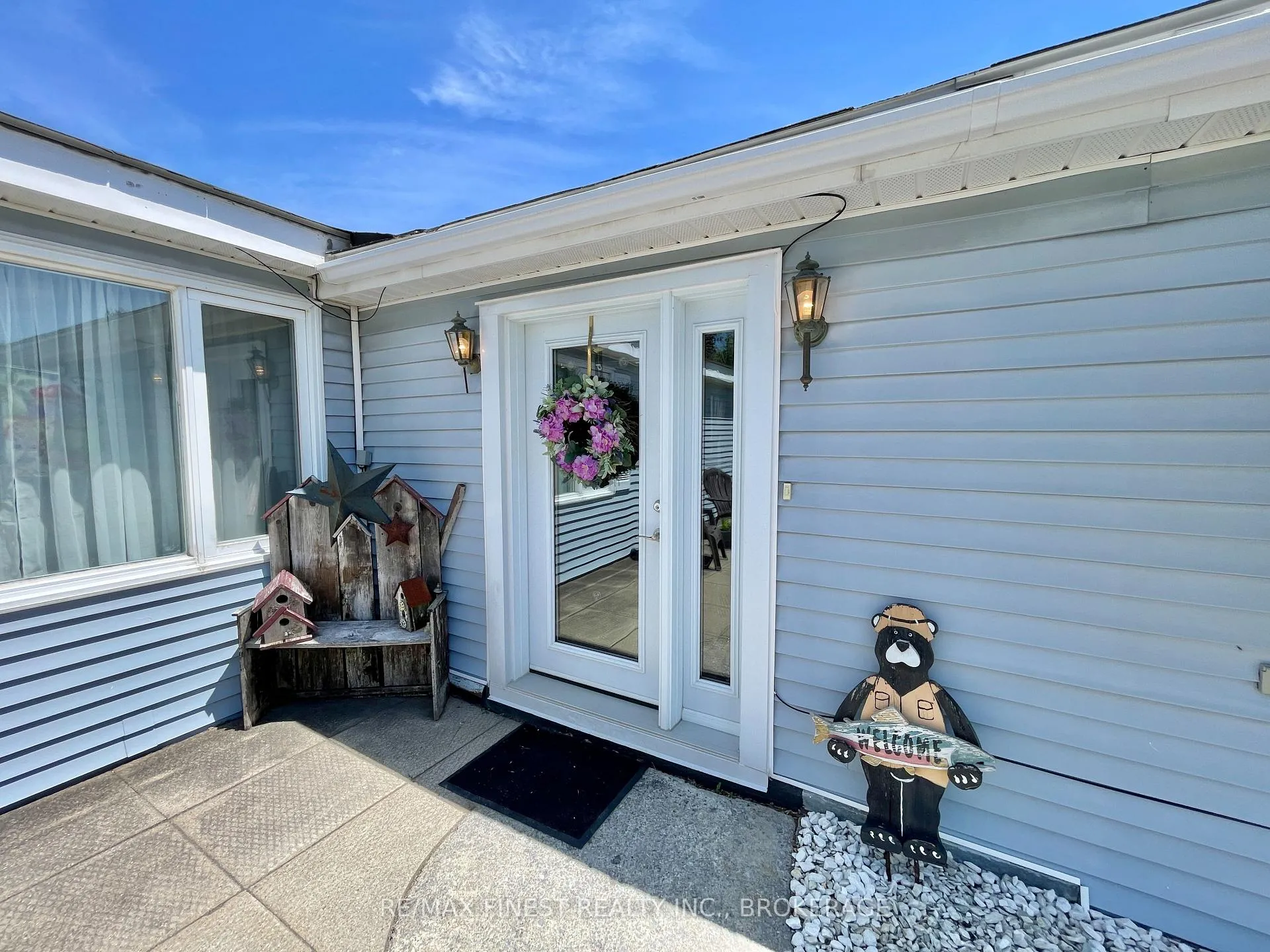 Photo 10 of 609 Millhaven Road, Loyalist, Lennox and Addington - South — HOMEH