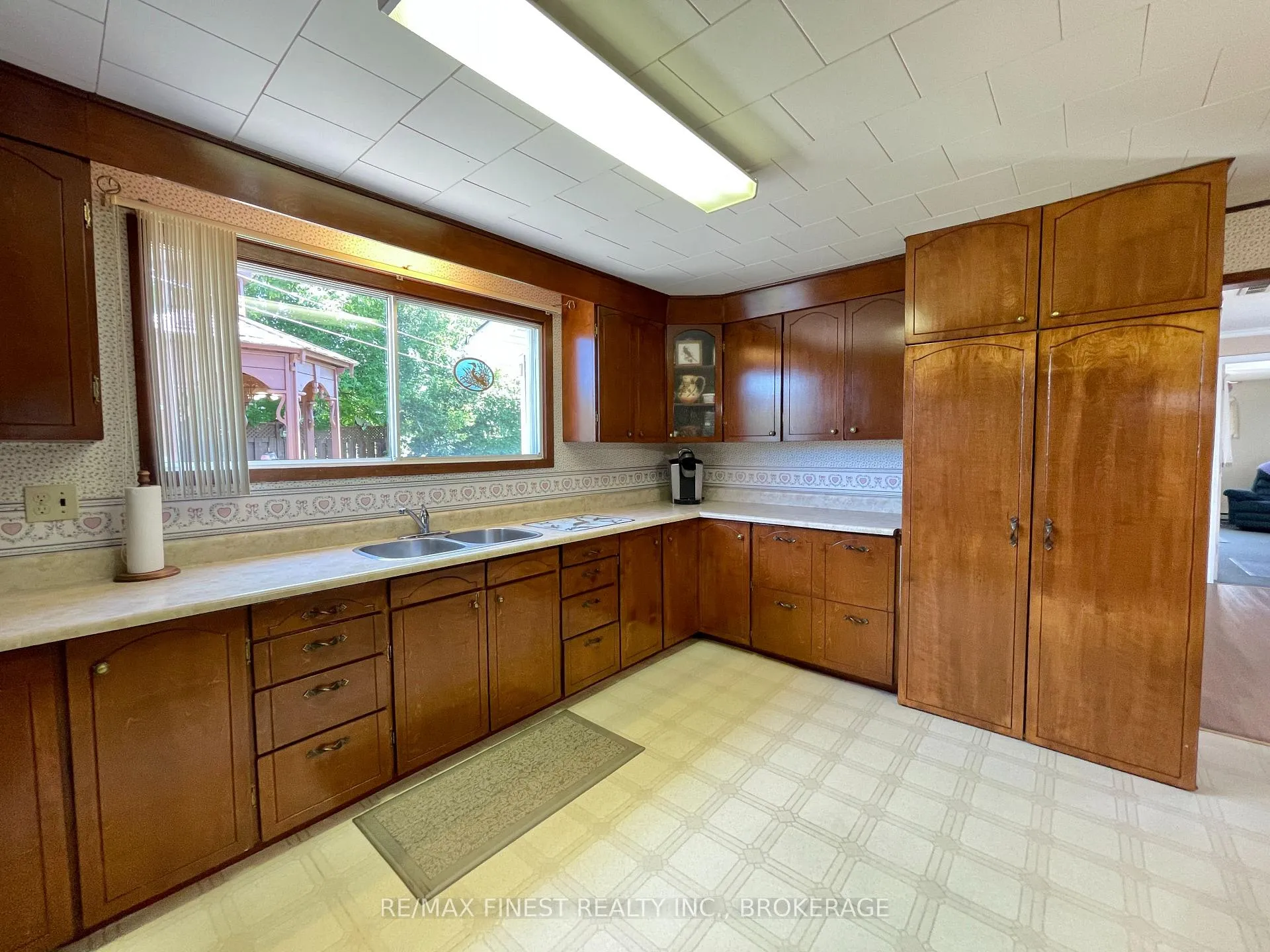 Photo 20 of 609 Millhaven Road, Loyalist, Lennox and Addington - South — HOMEH