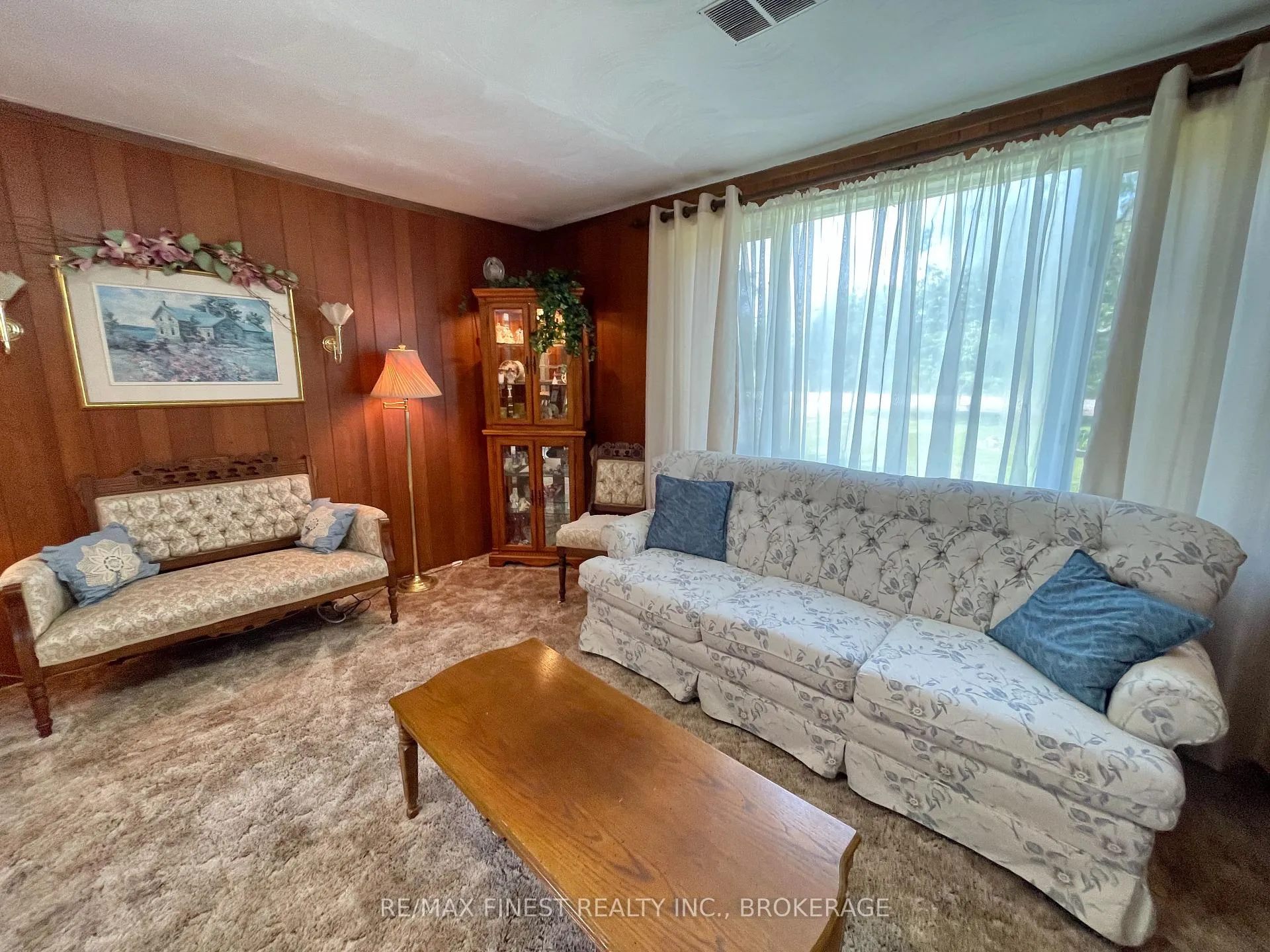 Photo 24 of 609 Millhaven Road, Loyalist, Lennox and Addington - South — HOMEH