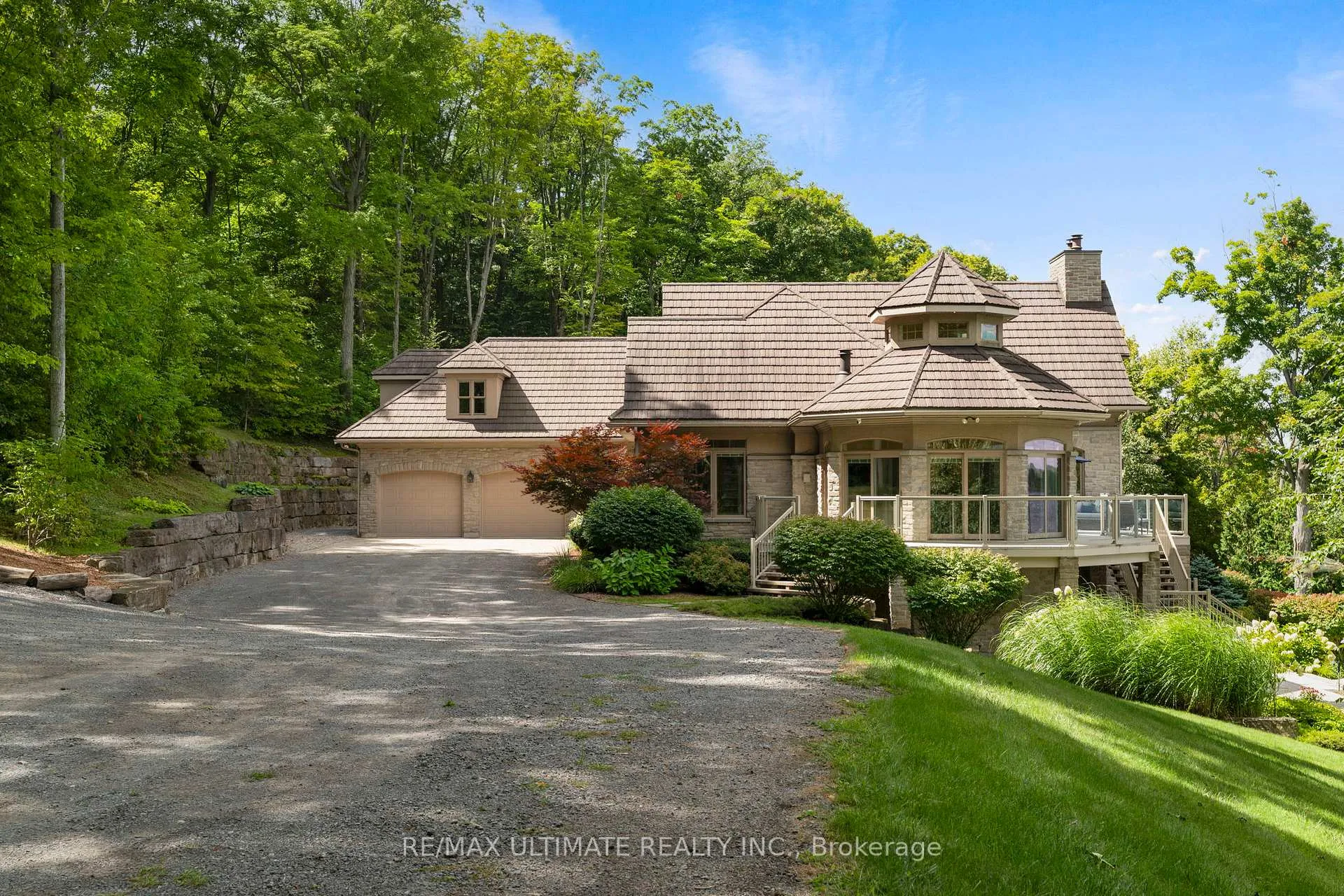 Photo 4 of 1086 County 14 Road, Prince Edward County, Sophiasburg Ward — HOMEH