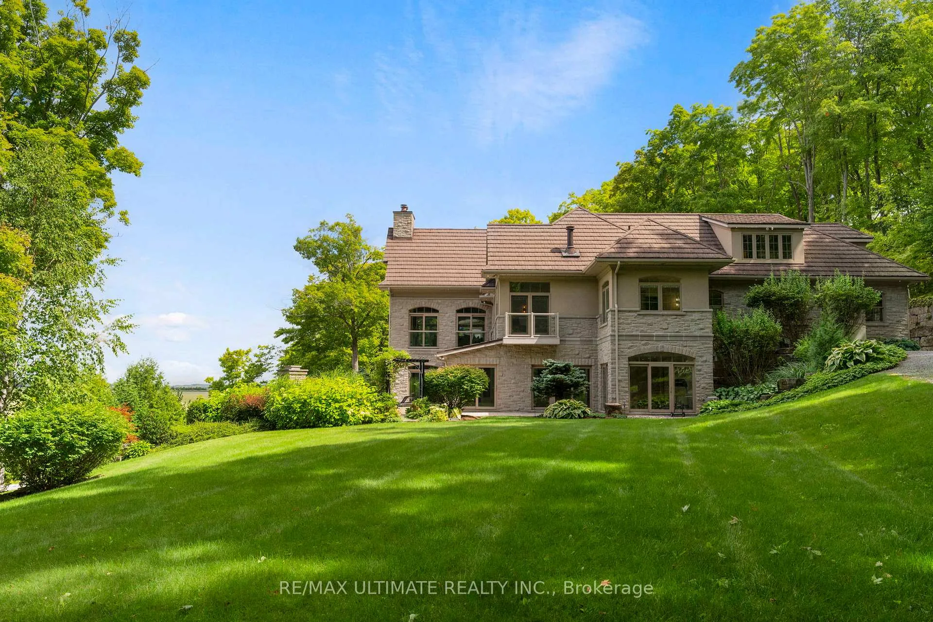 Photo 6 of 1086 County 14 Road, Prince Edward County, Sophiasburg Ward — HOMEH
