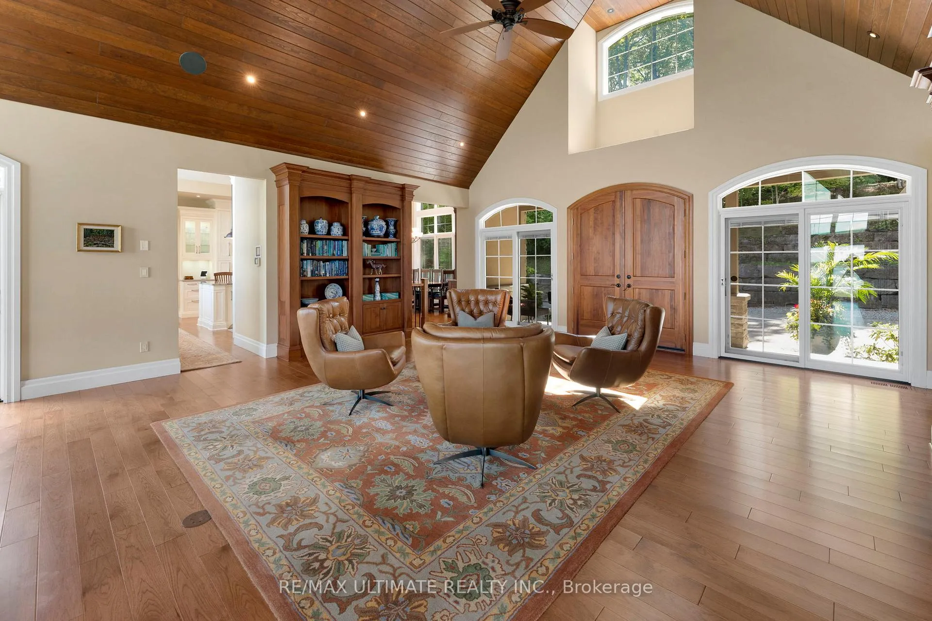 Photo 11 of 1086 County 14 Road, Prince Edward County, Sophiasburg Ward — HOMEH