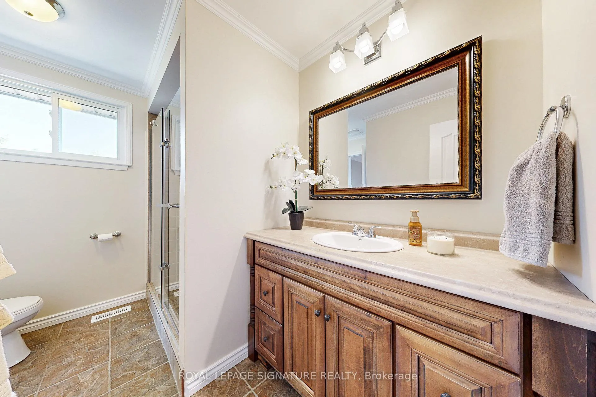 Photo 16 of 867 Antonio Street, Pickering, Bay Ridges — HOMEH