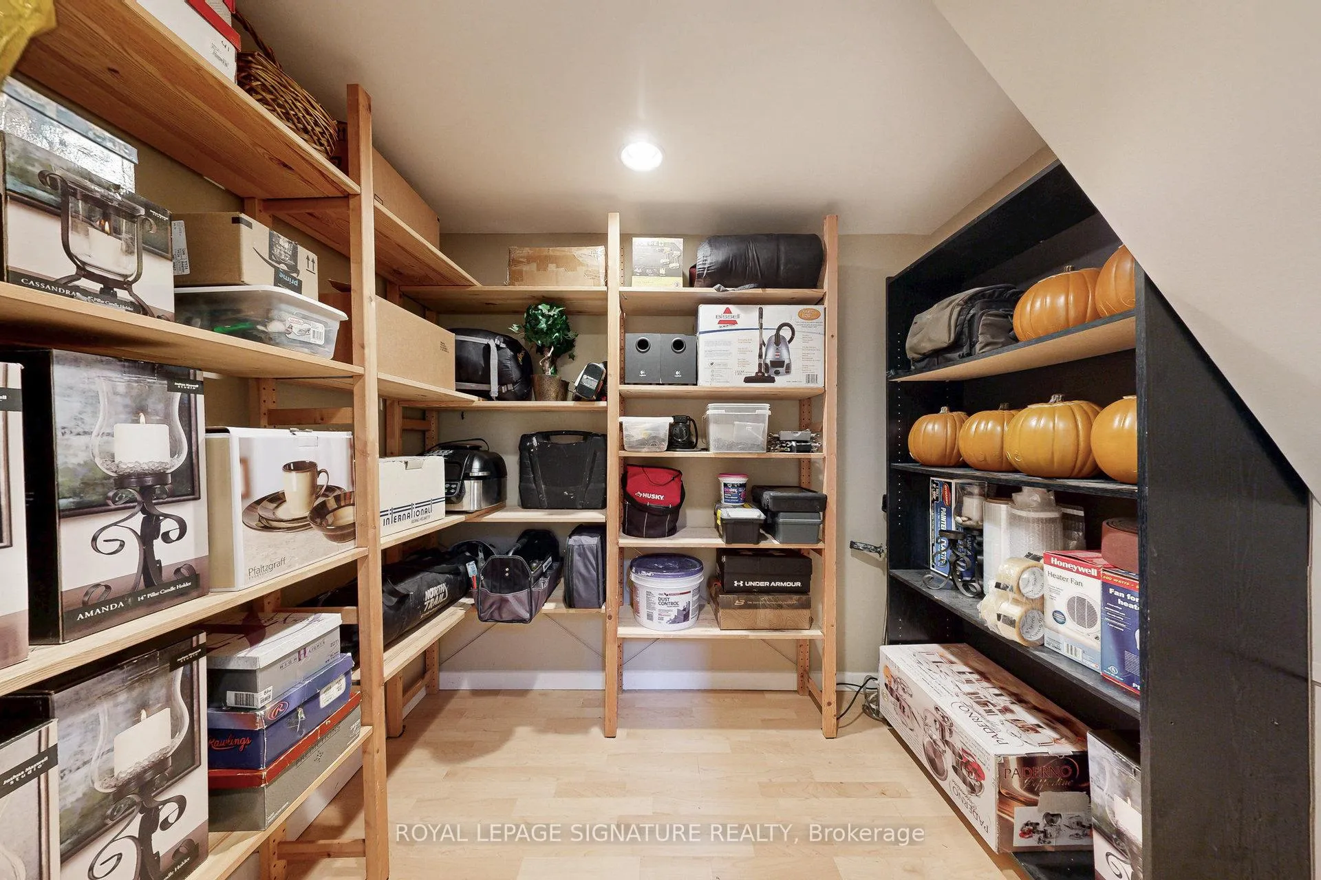 Photo 39 of 867 Antonio Street, Pickering, Bay Ridges — HOMEH
