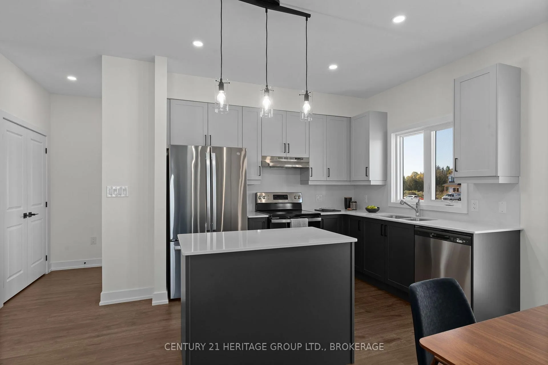 Photo 10 of 62 Dusenbury Drive, Loyalist, Odessa — HOMEH