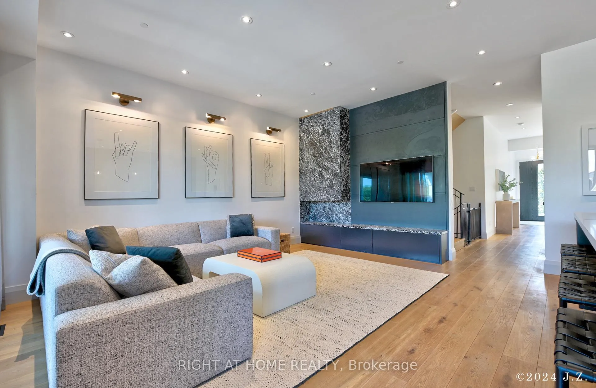 Photo 8 of 521 Atlas Avenue, Toronto, Humewood-Cedarvale — HOMEH