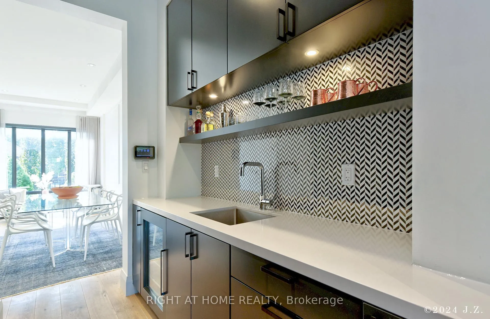 Photo 12 of 521 Atlas Avenue, Toronto, Humewood-Cedarvale — HOMEH