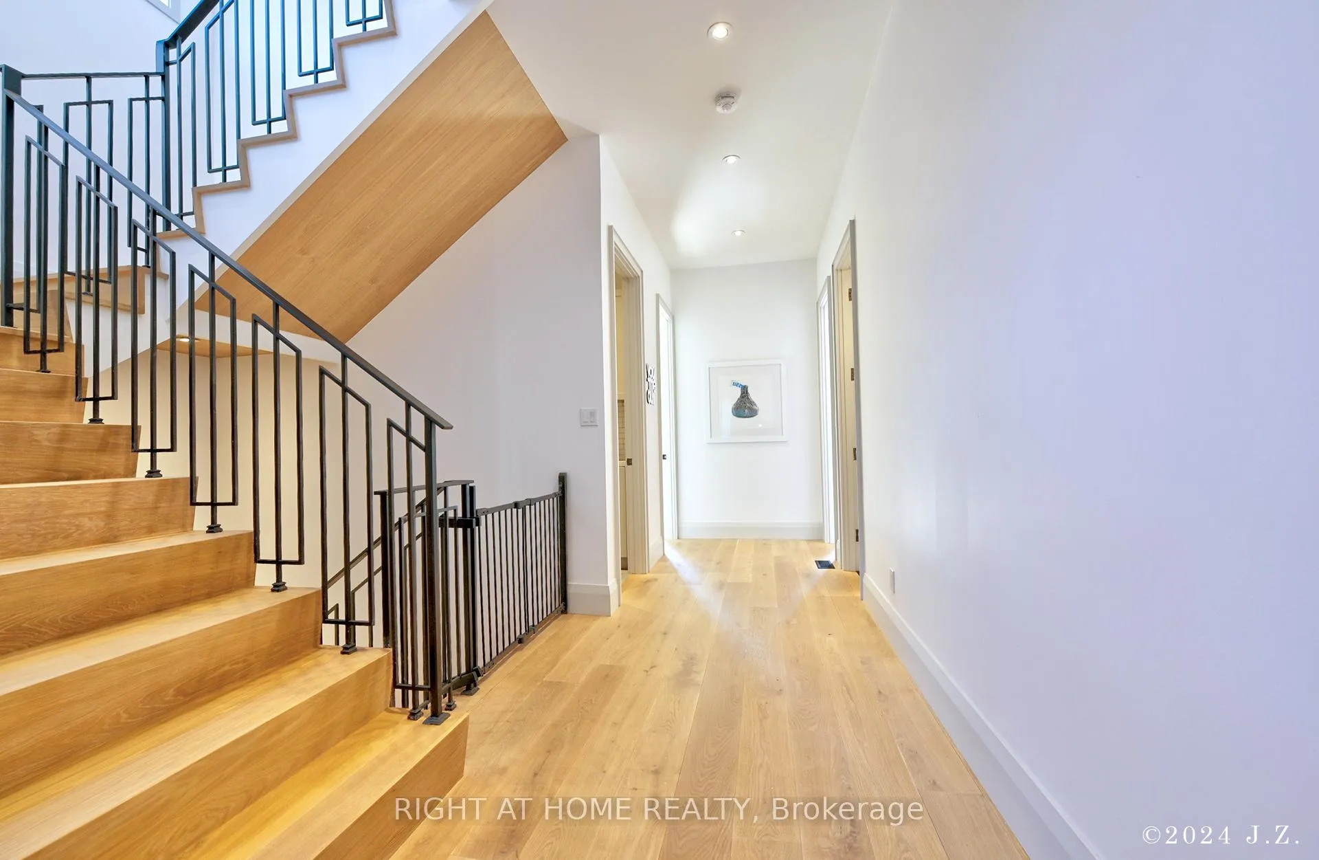Photo 24 of 521 Atlas Avenue, Toronto, Humewood-Cedarvale — HOMEH