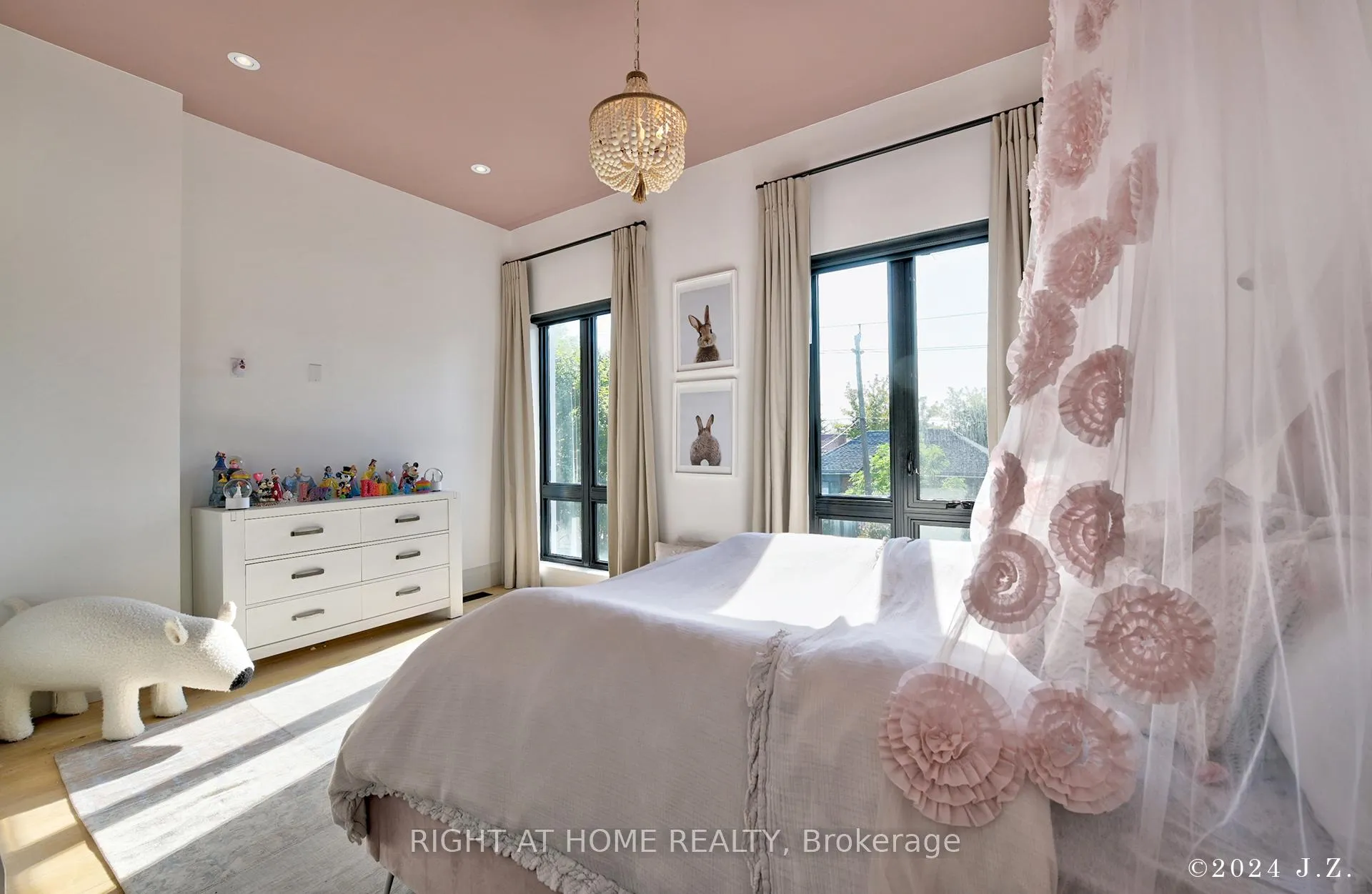 Photo 26 of 521 Atlas Avenue, Toronto, Humewood-Cedarvale — HOMEH