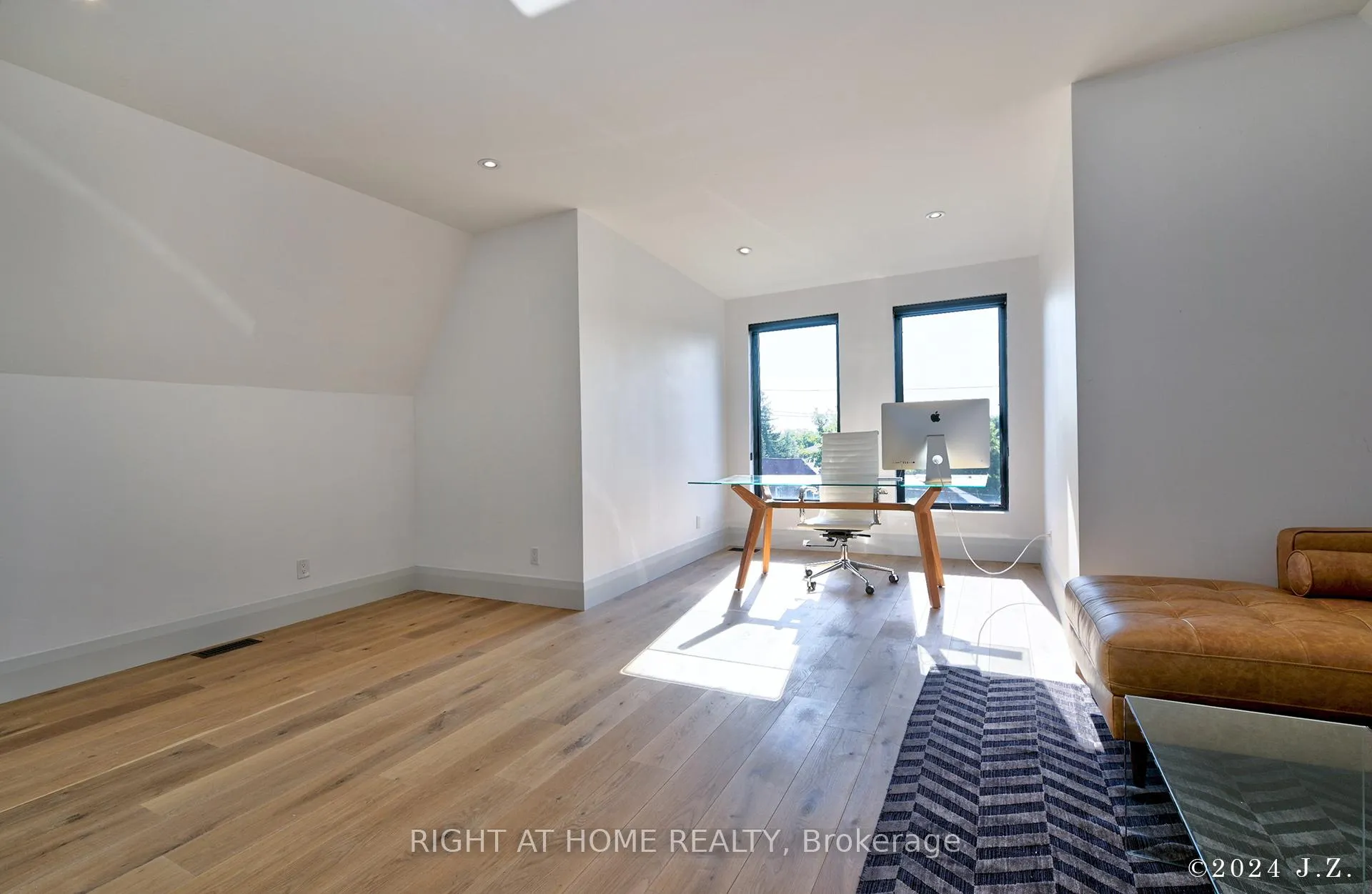 Photo 34 of 521 Atlas Avenue, Toronto, Humewood-Cedarvale — HOMEH