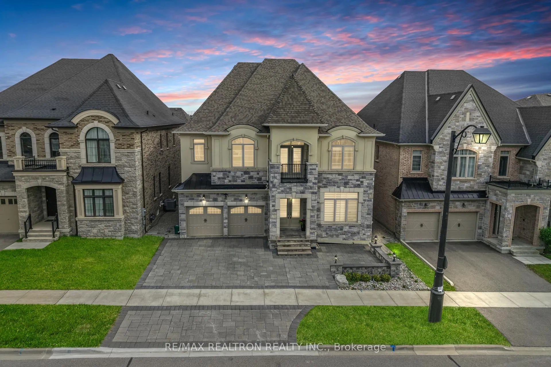 Photo 1 of 3 Redelmeier Court, Vaughan, Patterson — HOMEH