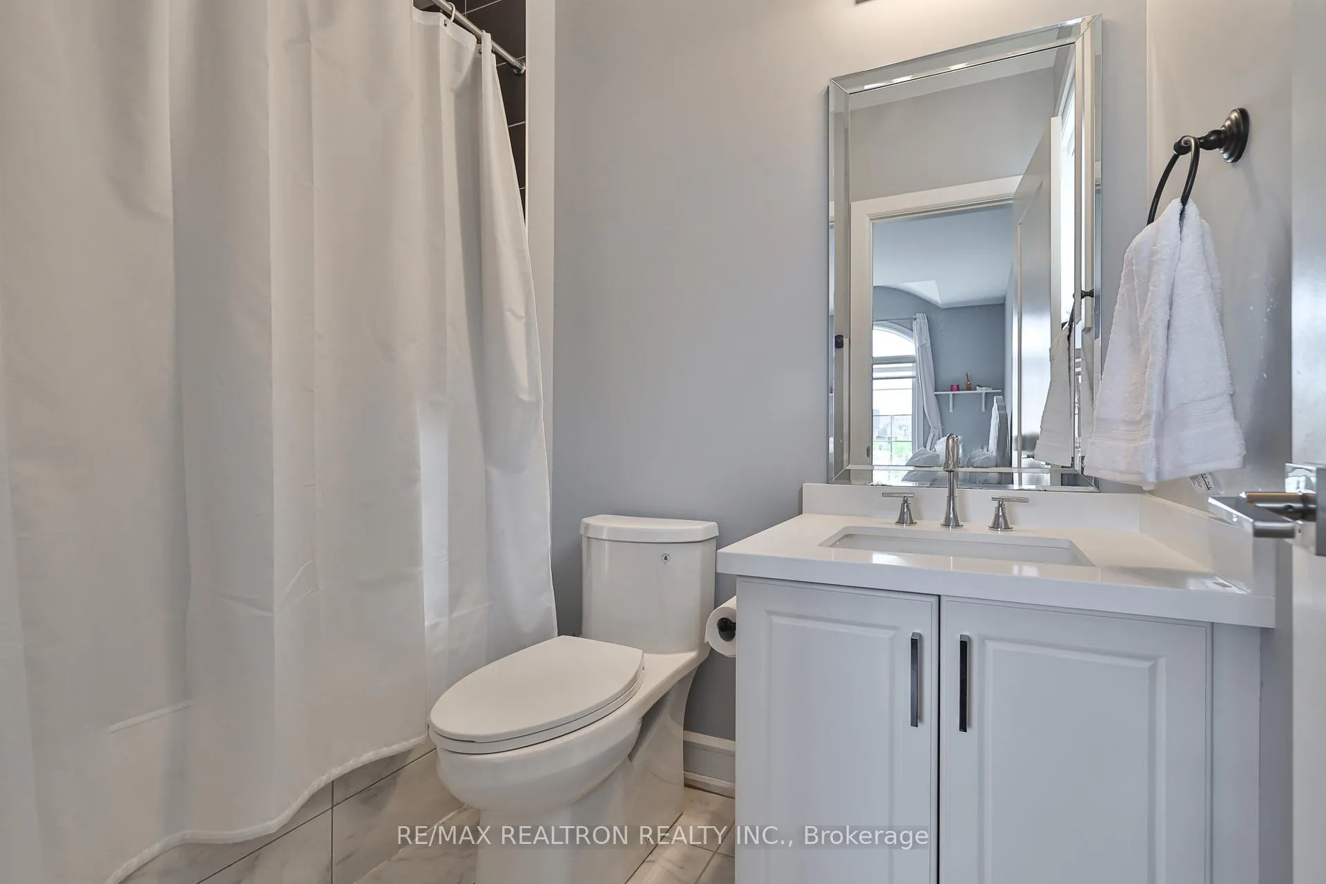 Photo 22 of 3 Redelmeier Court, Vaughan, Patterson — HOMEH