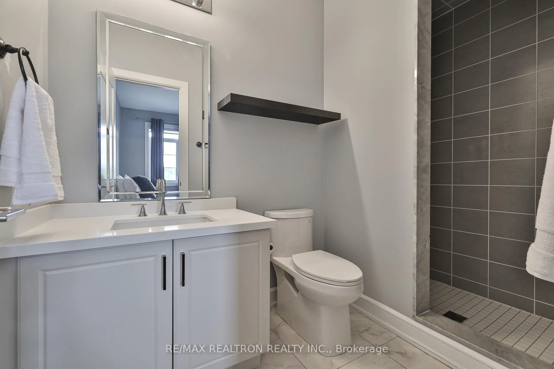 Photo 25 of 3 Redelmeier Court, Vaughan, Patterson — HOMEH