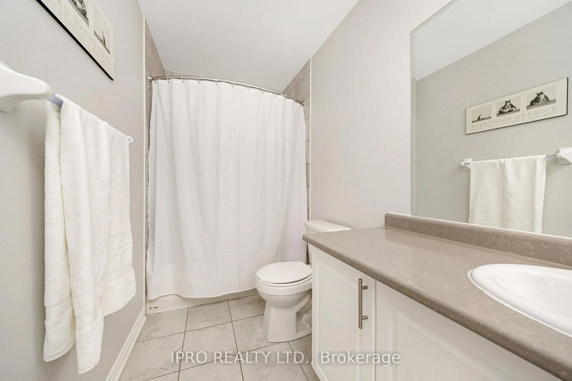 Photo 30 of Unit 5, 88 Decorso Drive, Guelph, Kortright East — HOMEH