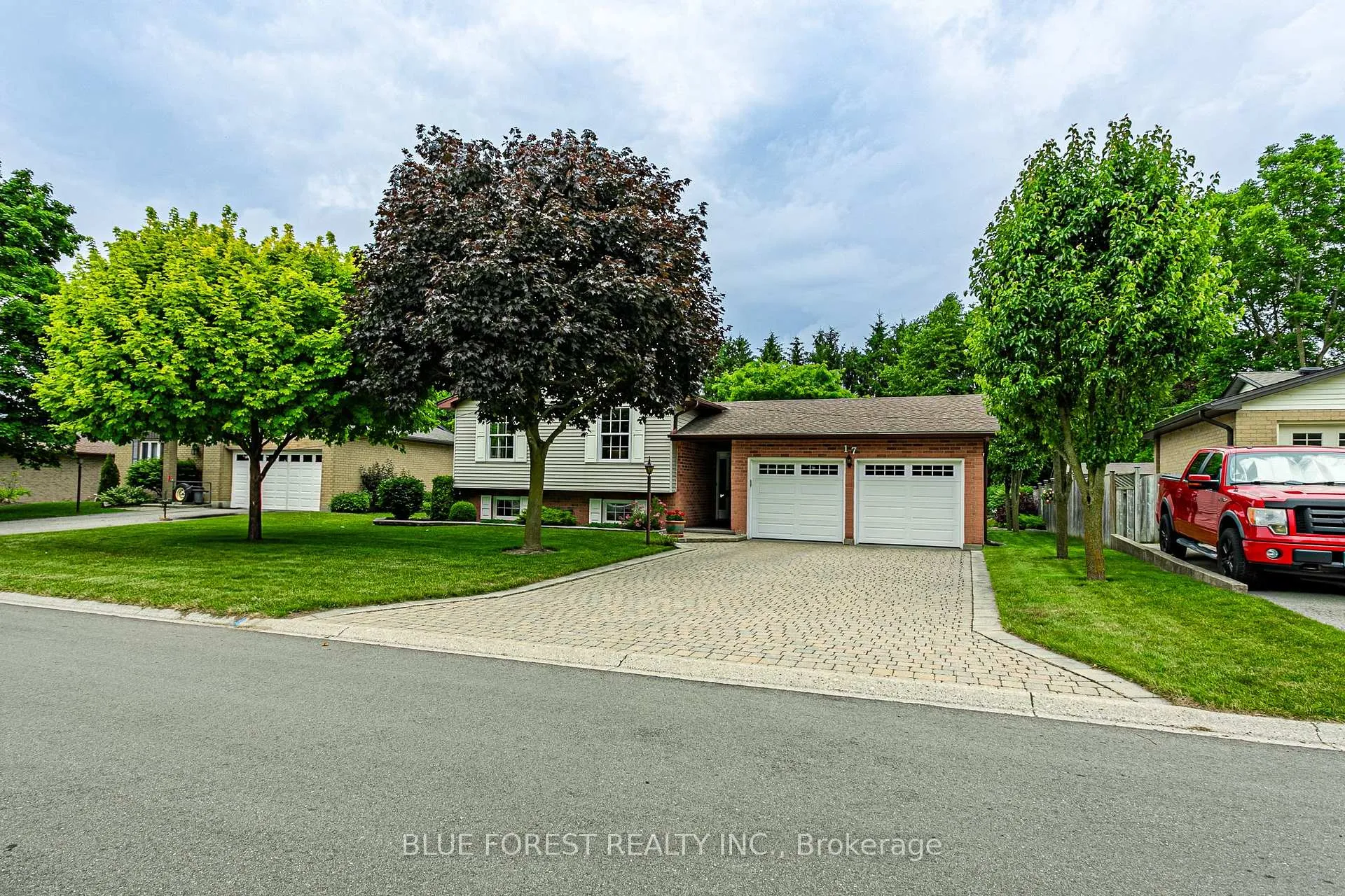 Photo 4 of 17 Carleton Court, Thames Centre, Dorchester — HOMEH
