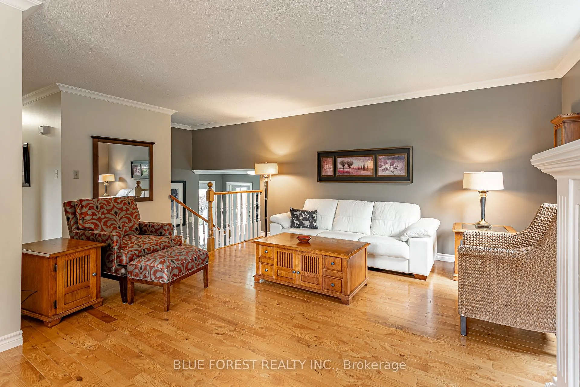 Photo 8 of 17 Carleton Court, Thames Centre, Dorchester — HOMEH